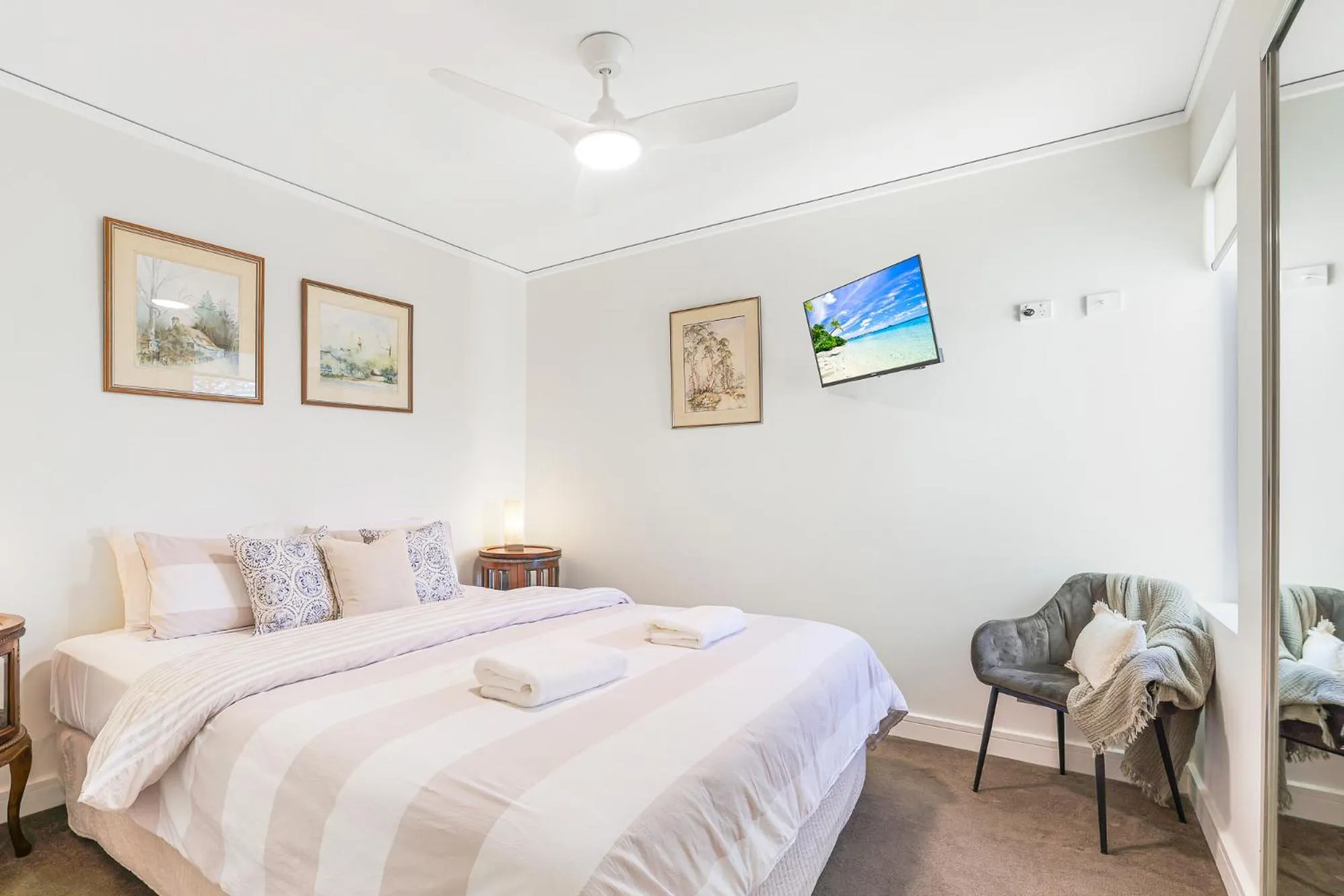 Bed in C Bargara Resort