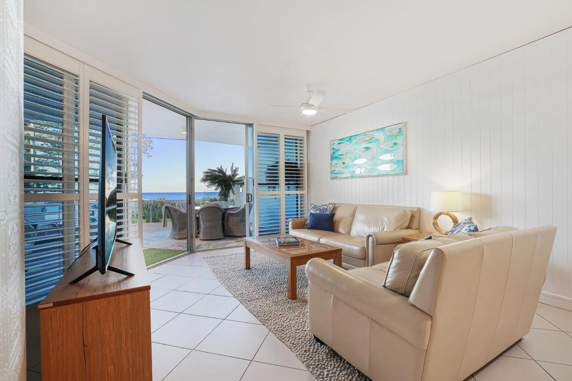 TV and multimedia in C Bargara Resort