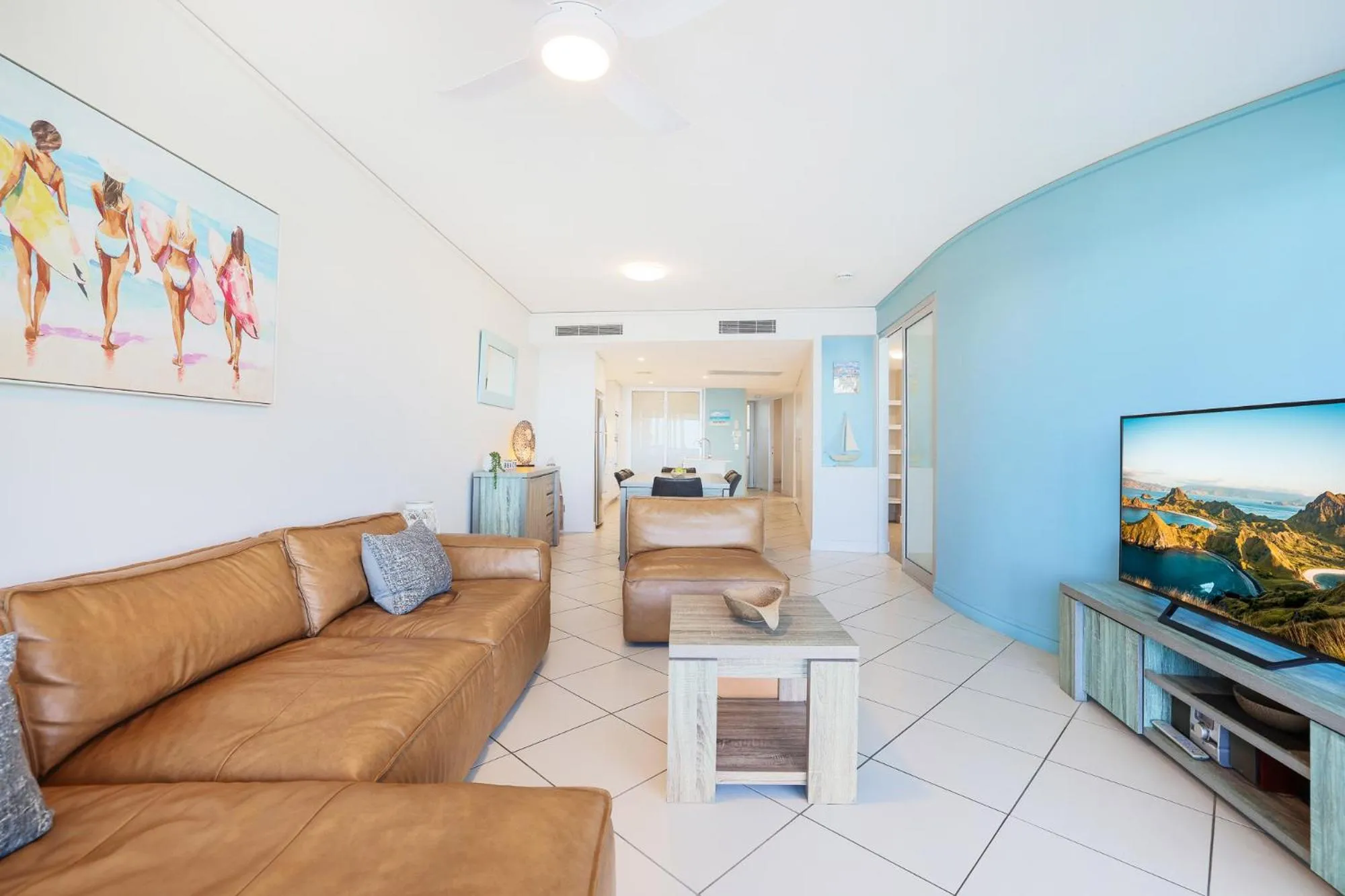 TV and multimedia in C Bargara Resort