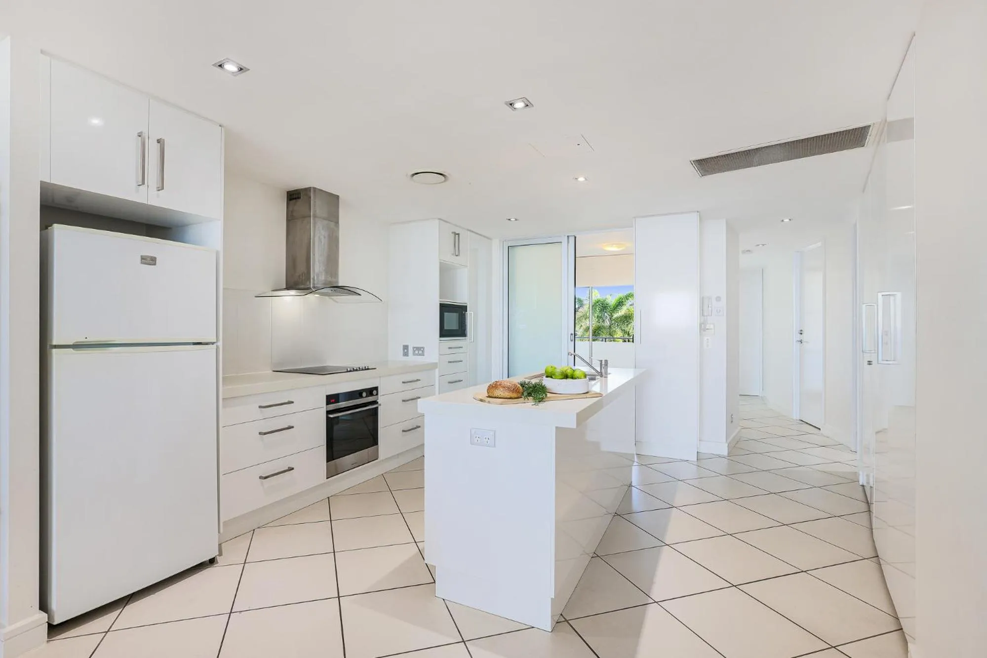 Kitchen or kitchenette in C Bargara Resort