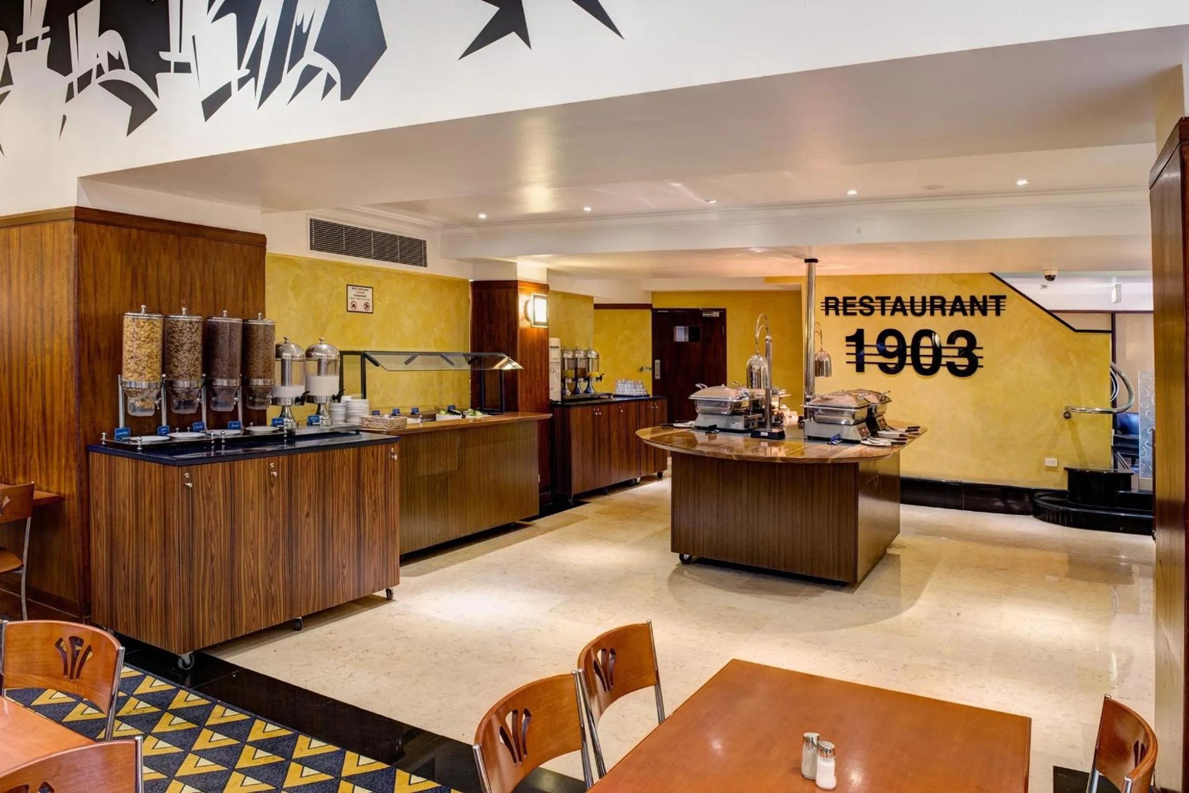 Restaurant/places to eat in Great Southern Hotel Sydney