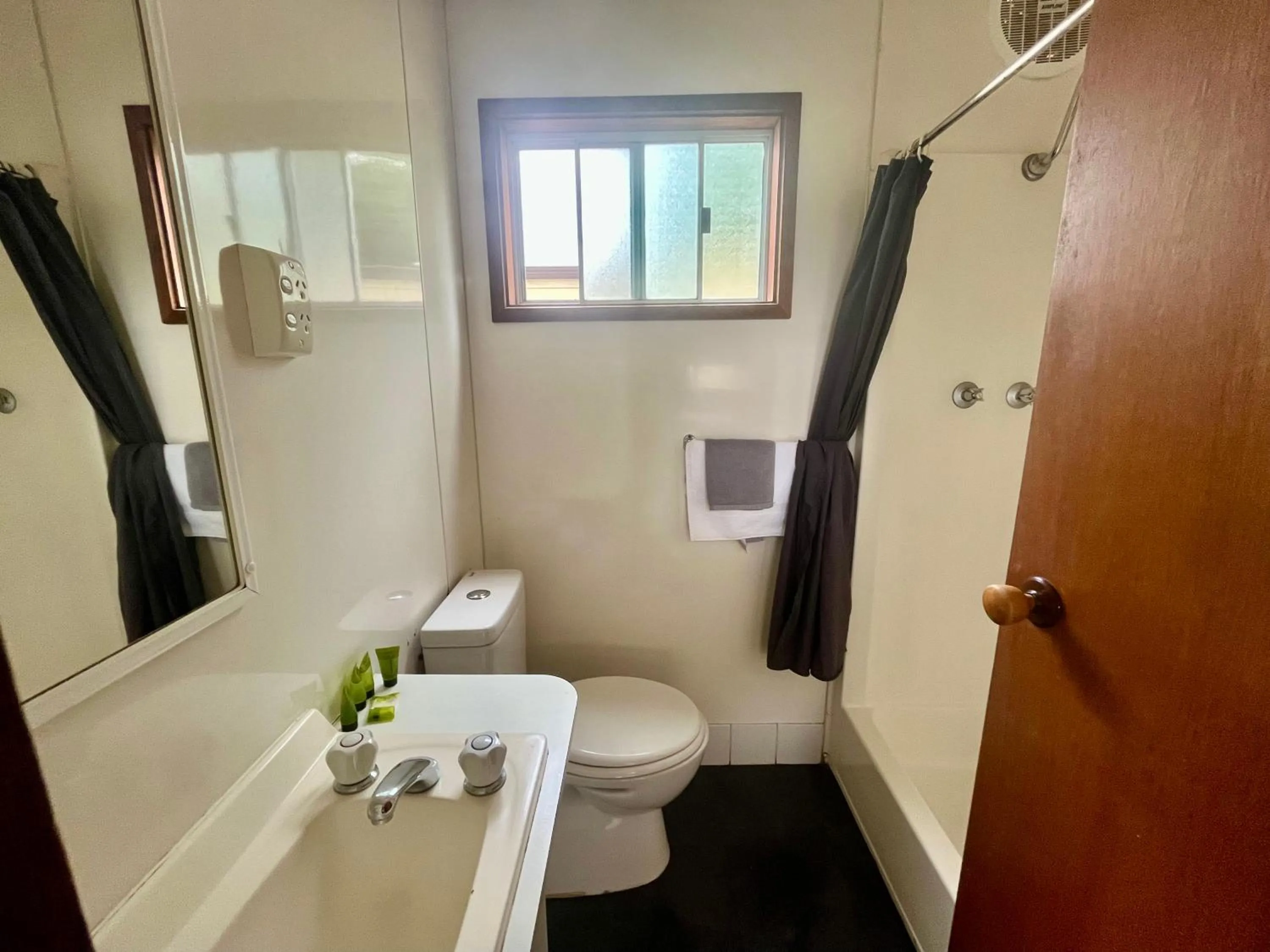 Shower in Young Caravan and Tourist Park