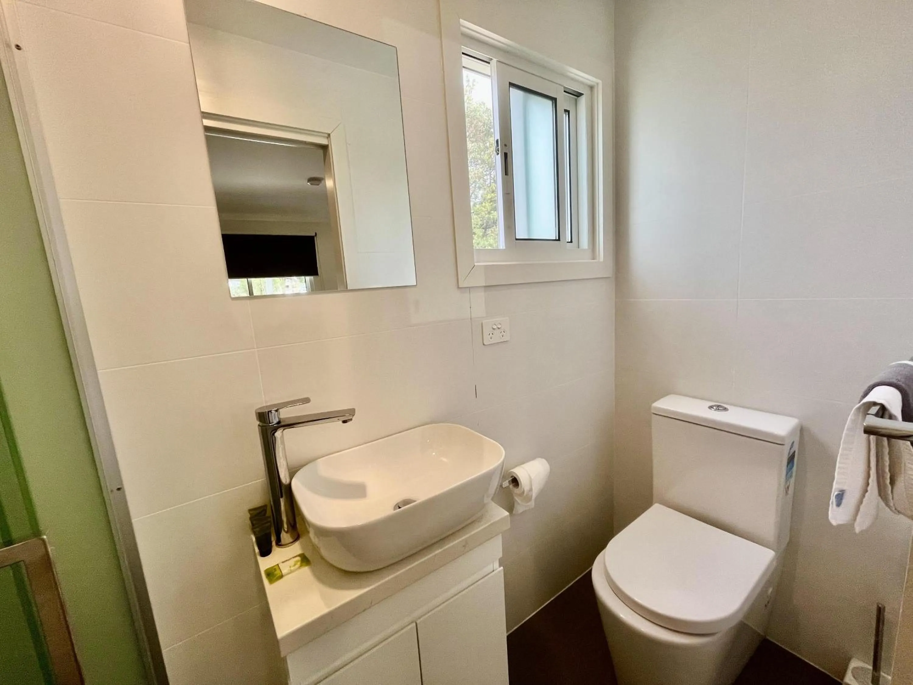 Toilet in Young Caravan and Tourist Park