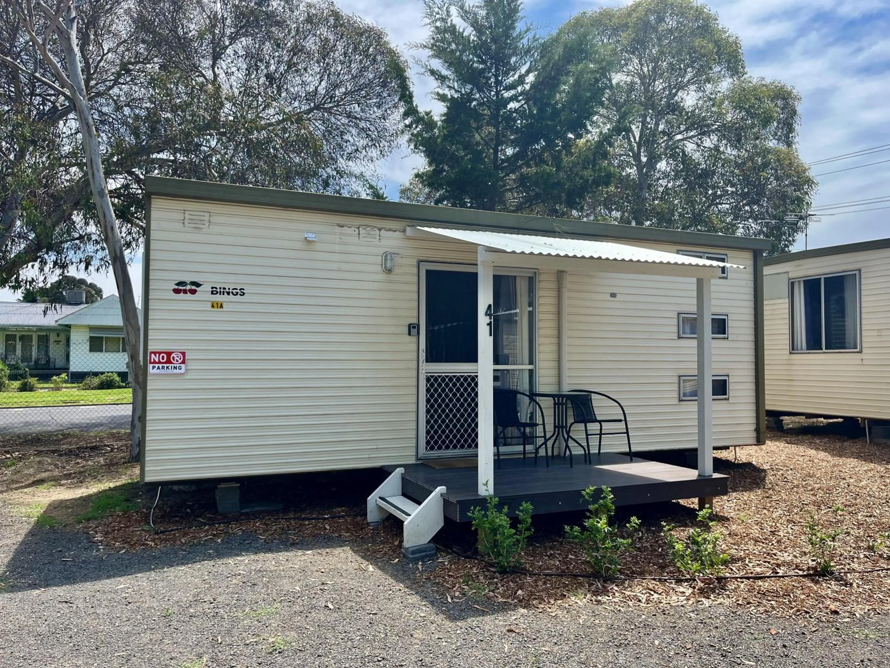 Property building in Young Caravan and Tourist Park