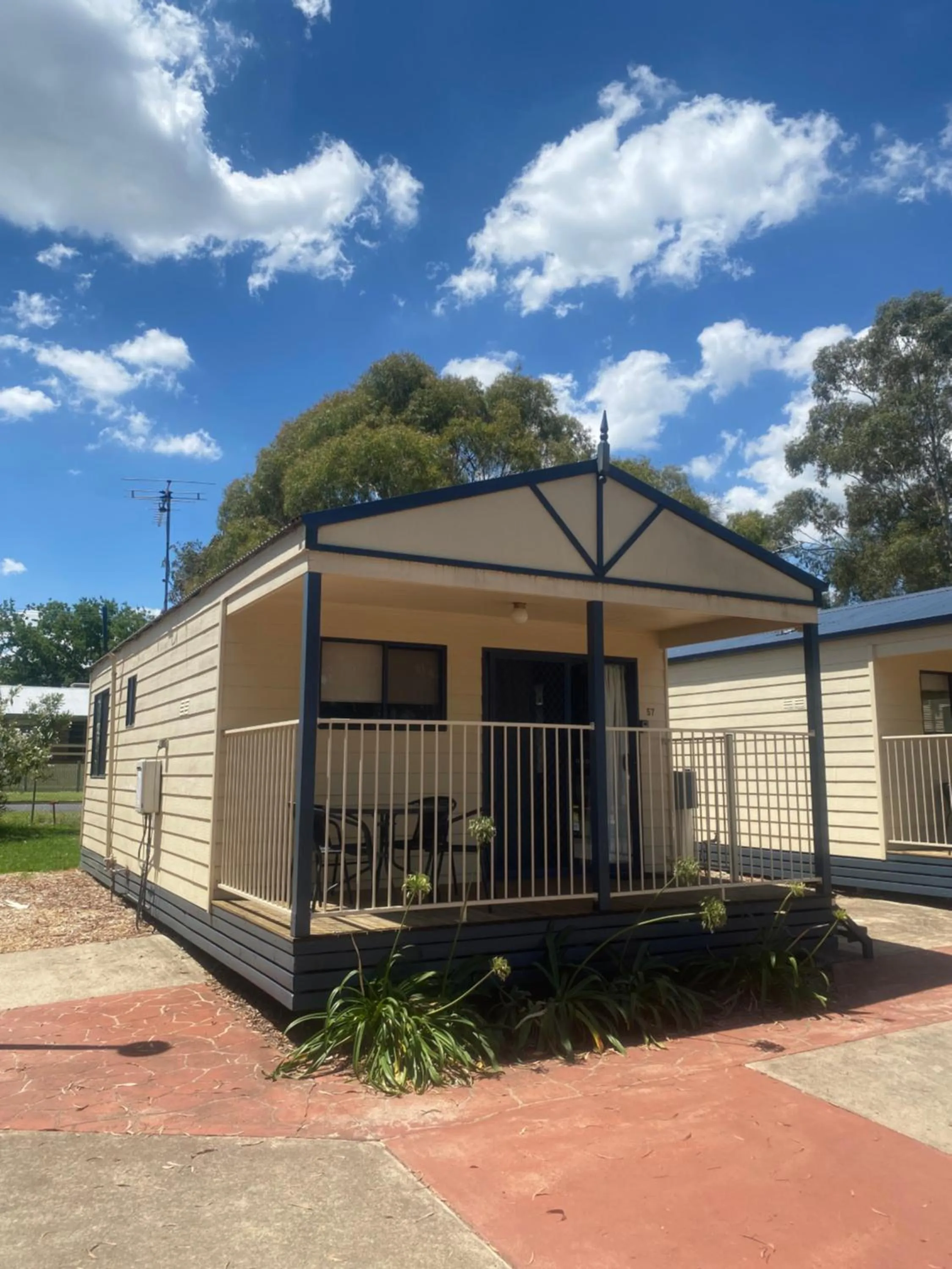 Property building in Young Caravan and Tourist Park