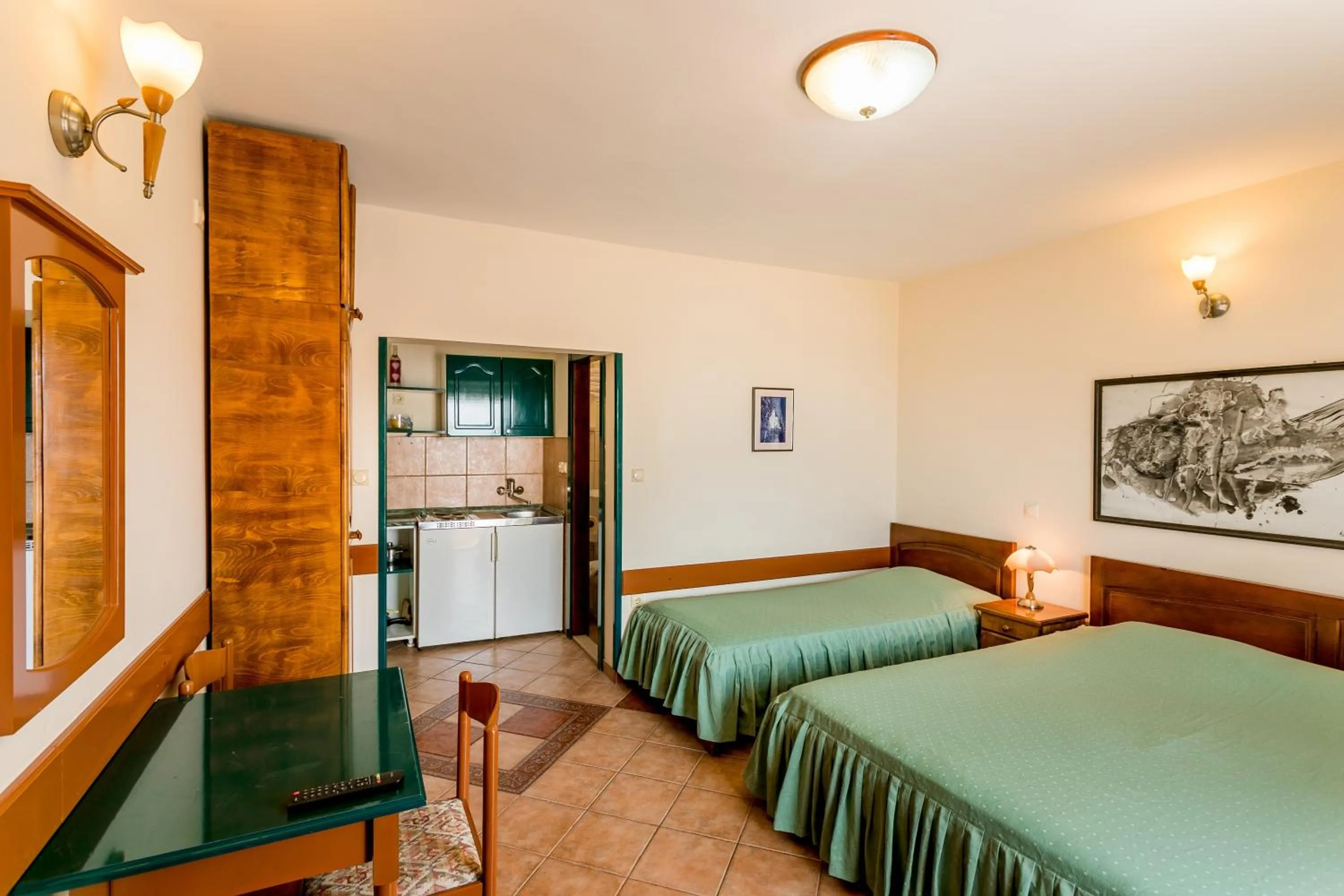 Bed in Apartments Maslina