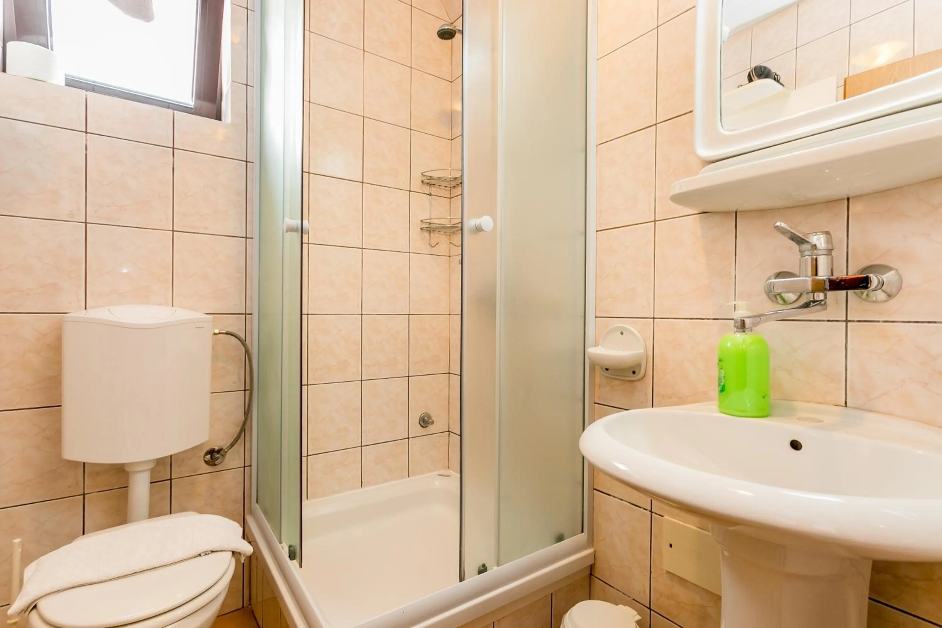 Bathroom in Apartments Maslina