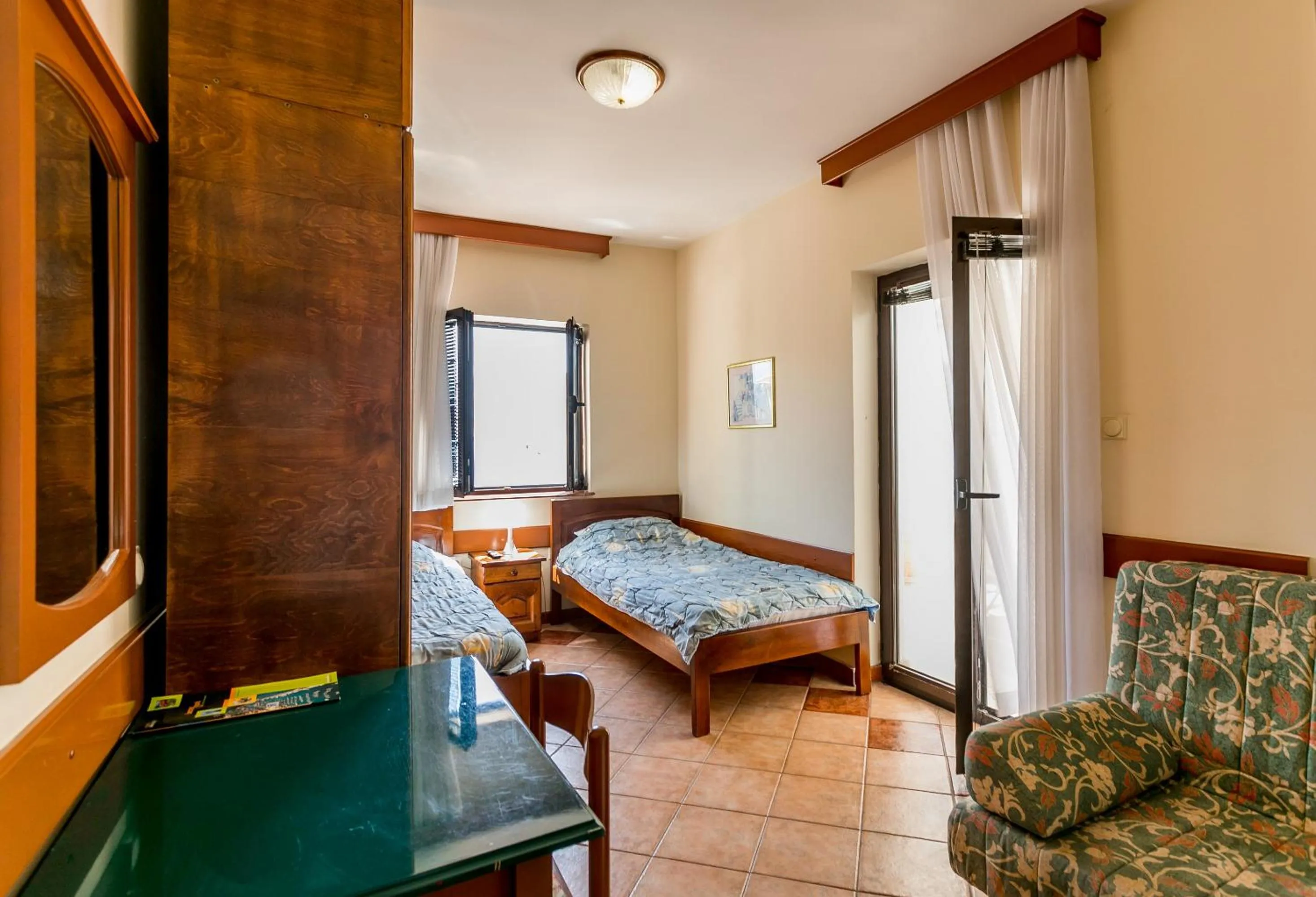 Bed in Apartments Maslina