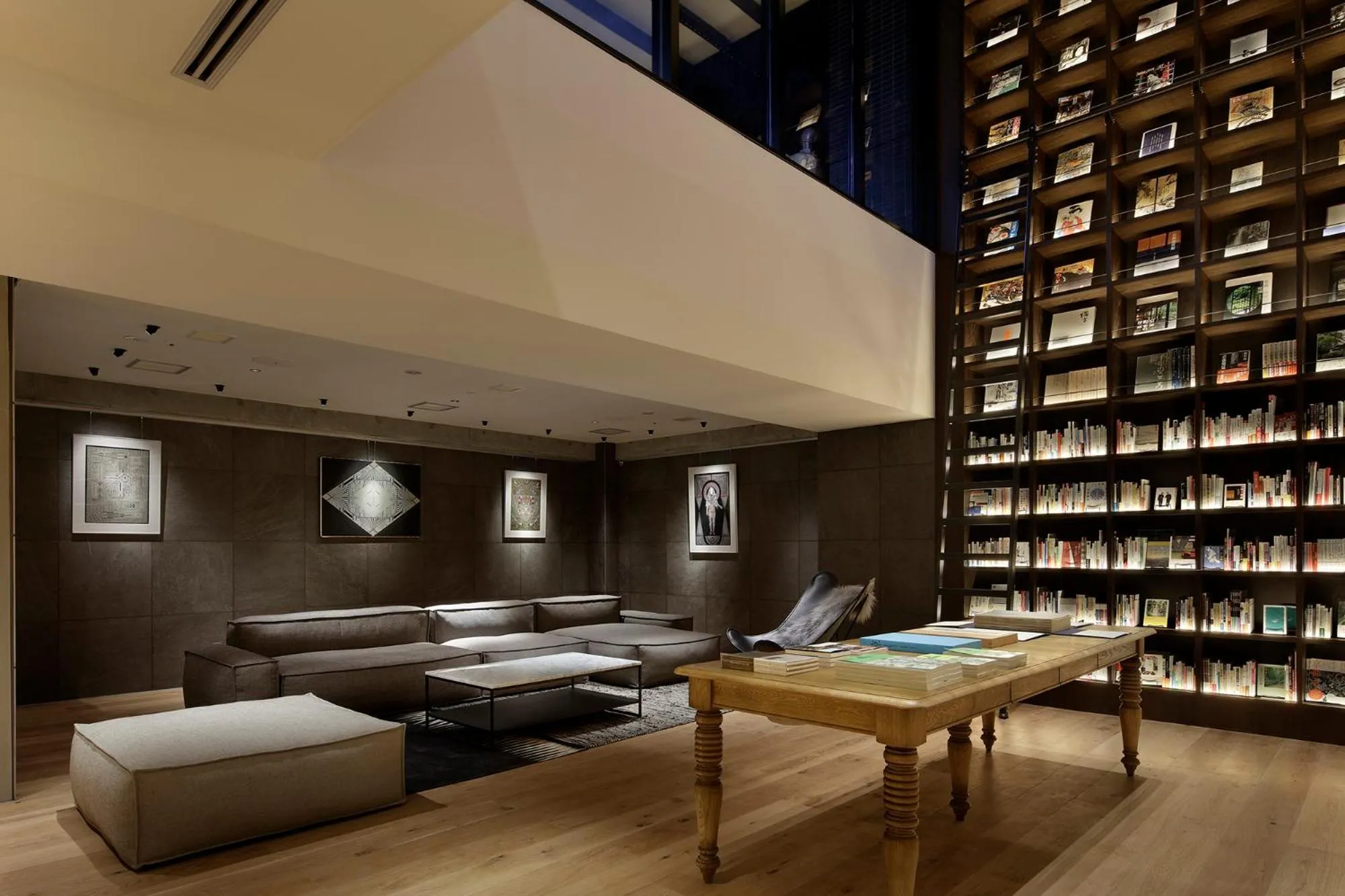 Lobby or reception in TUNE STAY KYOTO