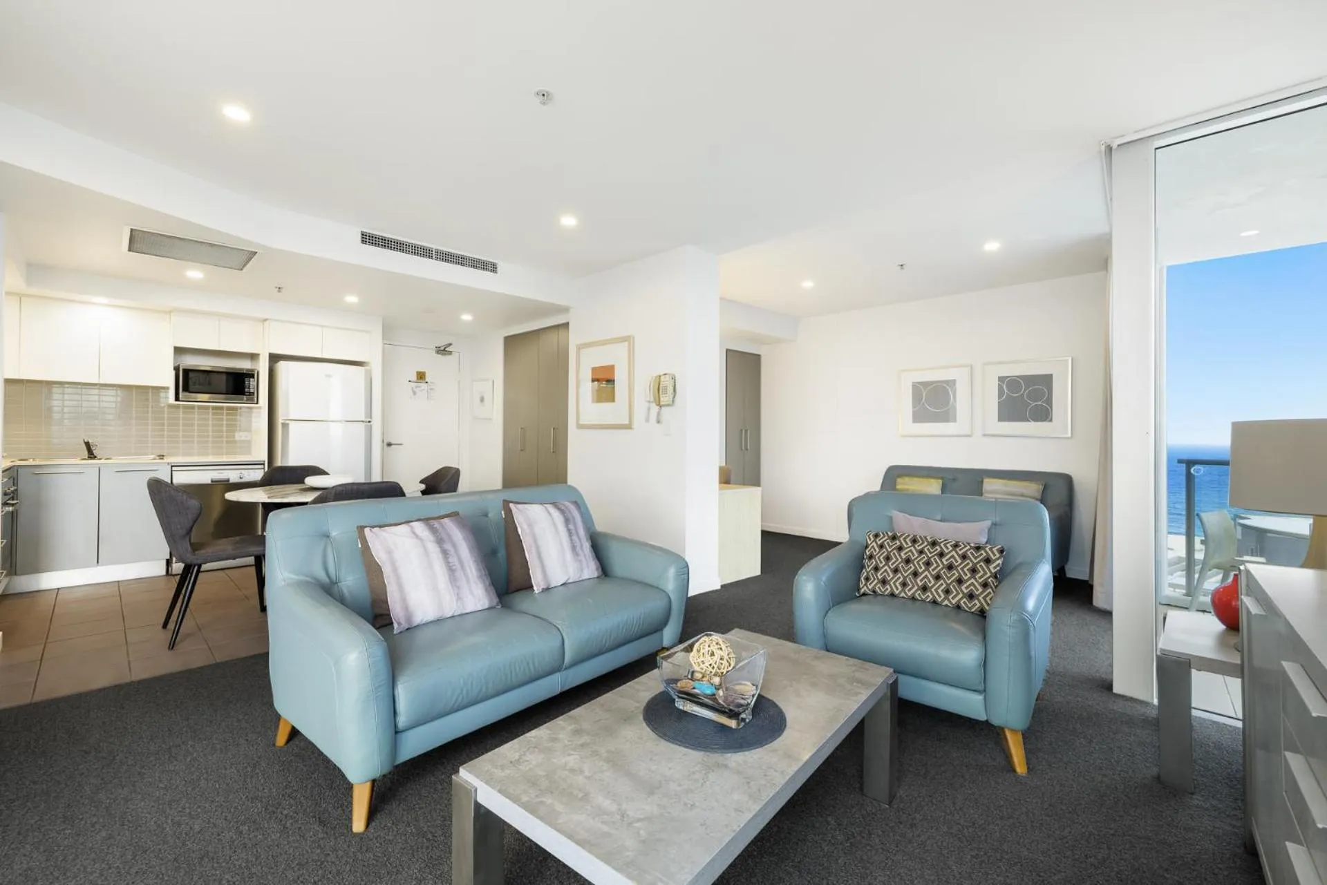 Artique Surfers Paradise - Official