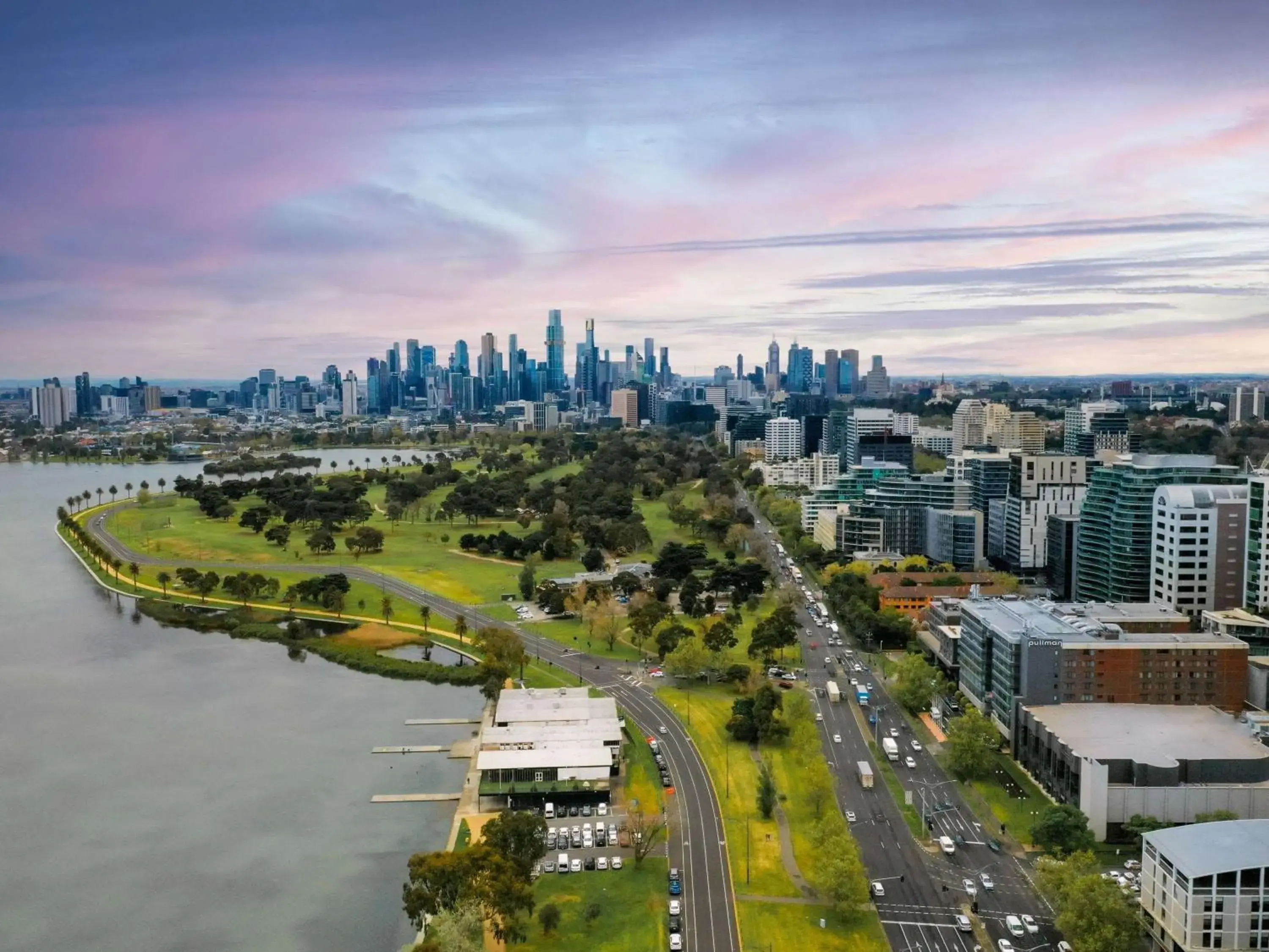 Property building in Pullman Melbourne Albert Park Property building in Pullman Melbourne Albert Park