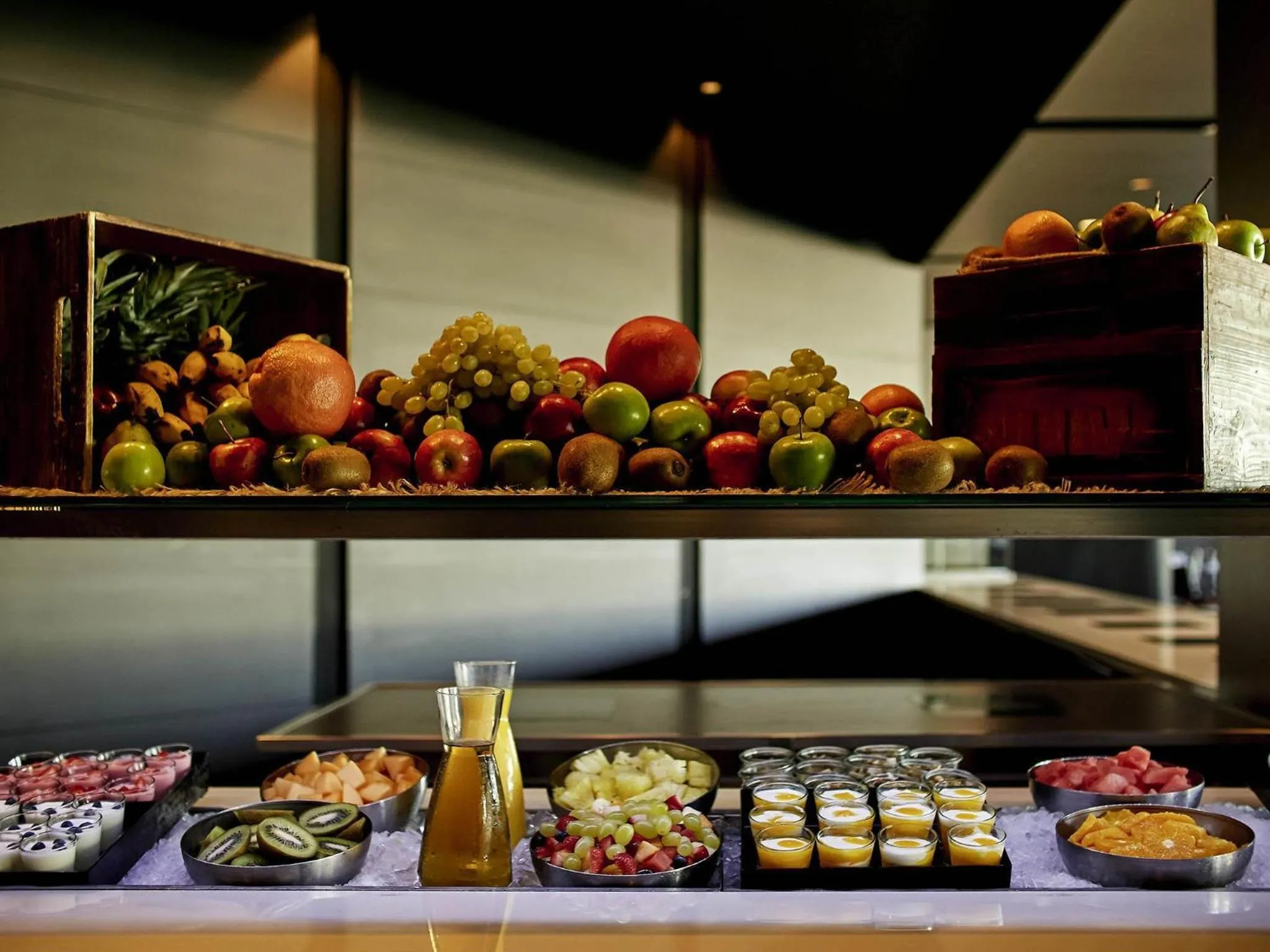 Restaurant/places to eat in Pullman Melbourne Albert Park