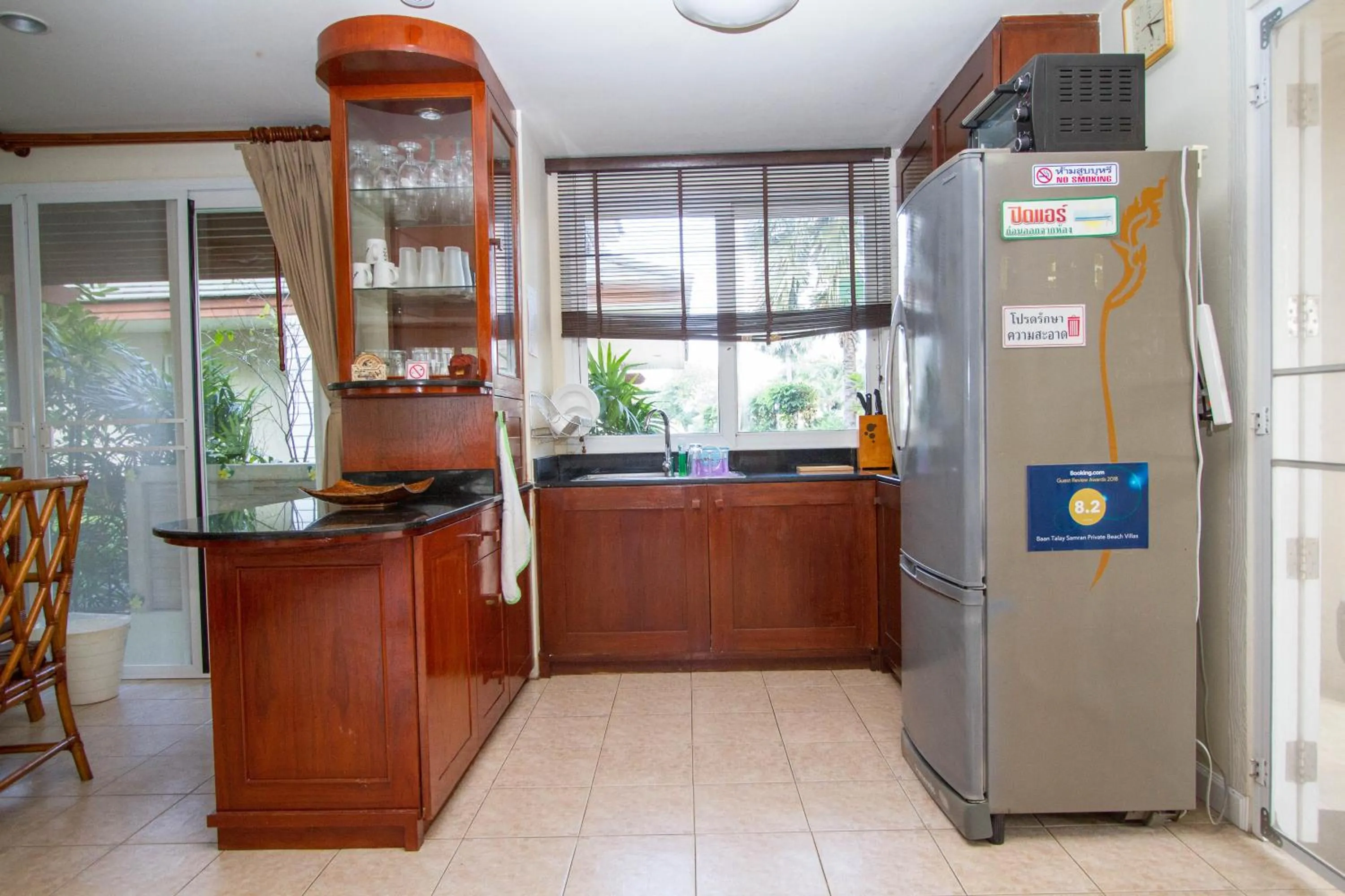 Baan Talay Samran 4 Bedrooms Villa with Beach and 3 pools