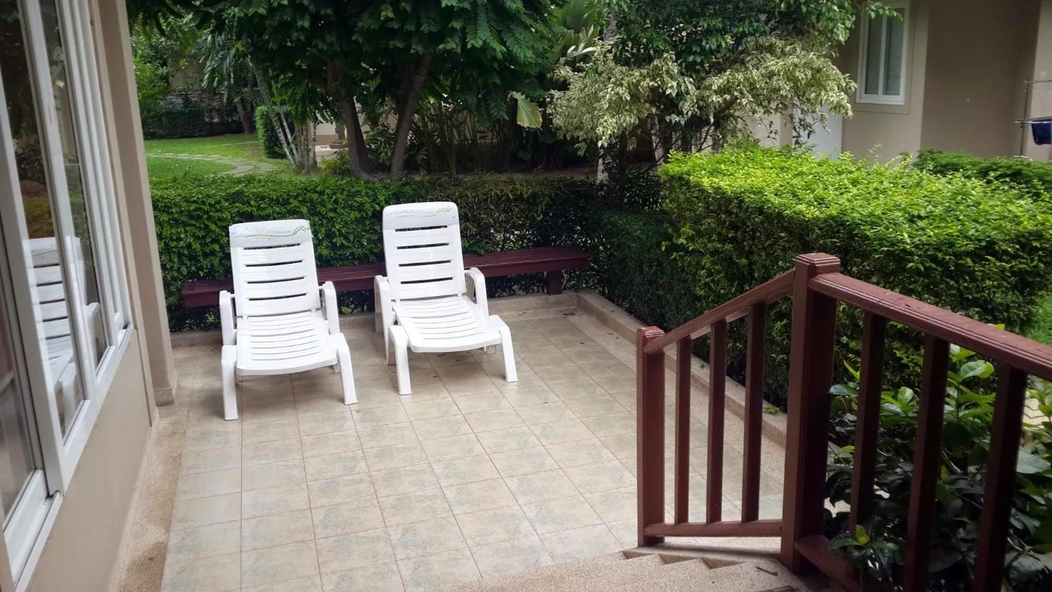 Balcony/Terrace in Baan Talay Samran 4 Bedrooms Villa with Beach and 3 pools