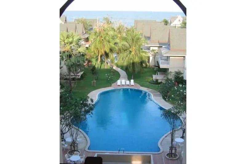 Baan Talay Samran 4 Bedrooms Villa with Beach and 3 pools Baan Talay Samran 4 Bedrooms Villa with Beach and 3 pools