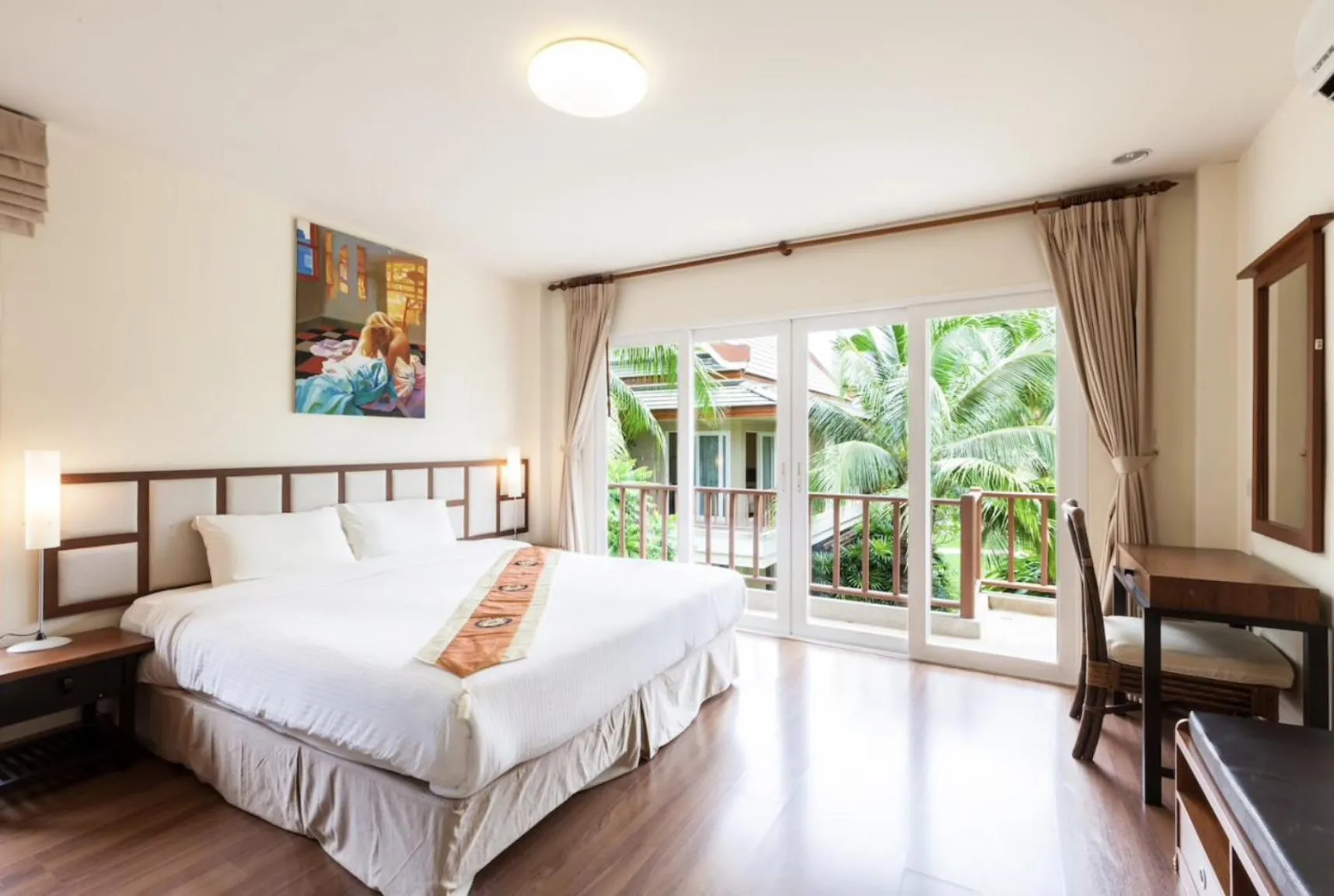 Bed in Baan Talay Samran 4 Bedrooms Villa with Beach and 3 pools