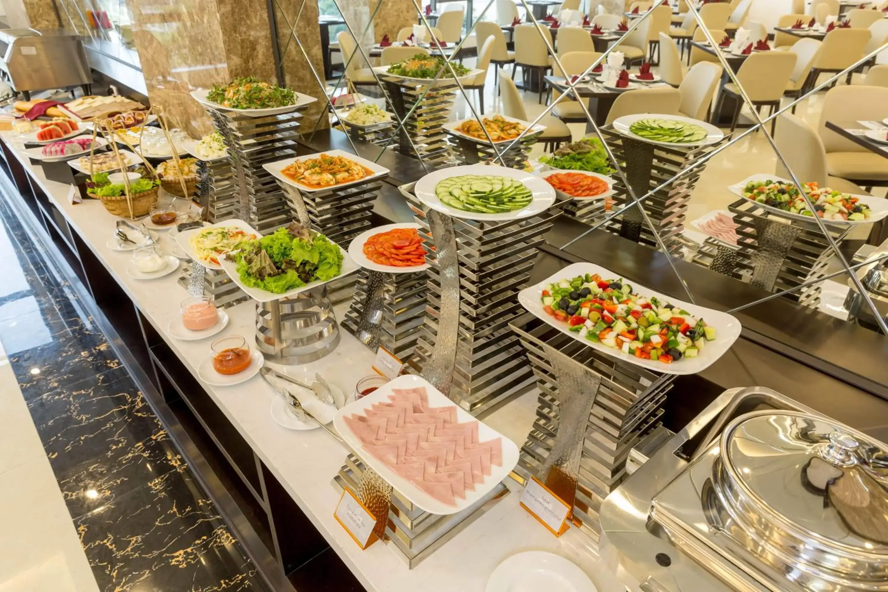 Food in Golden Line Hotel Danang Food in Golden Line Hotel Danang