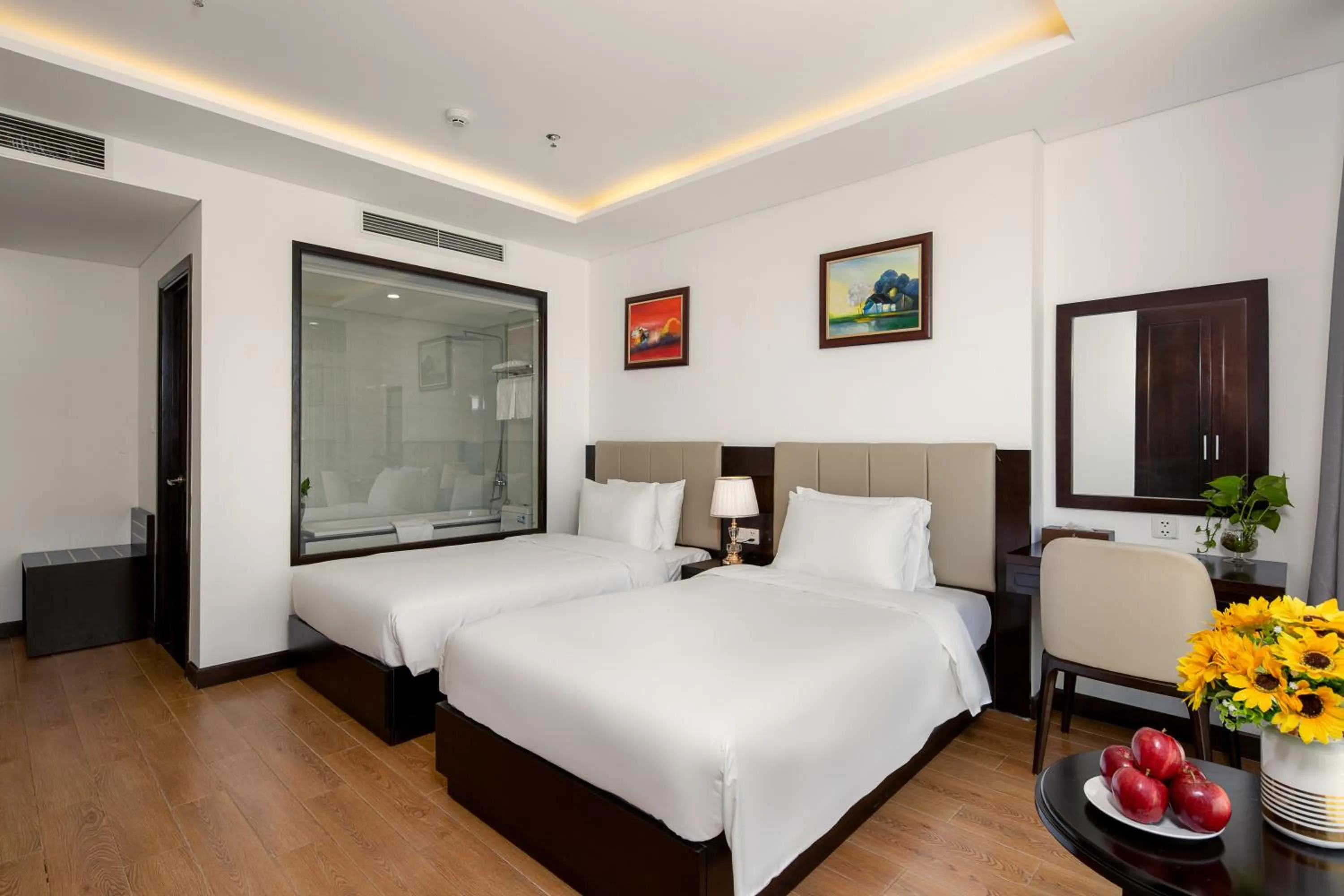 Bedroom, Bed in Golden Line Hotel Danang