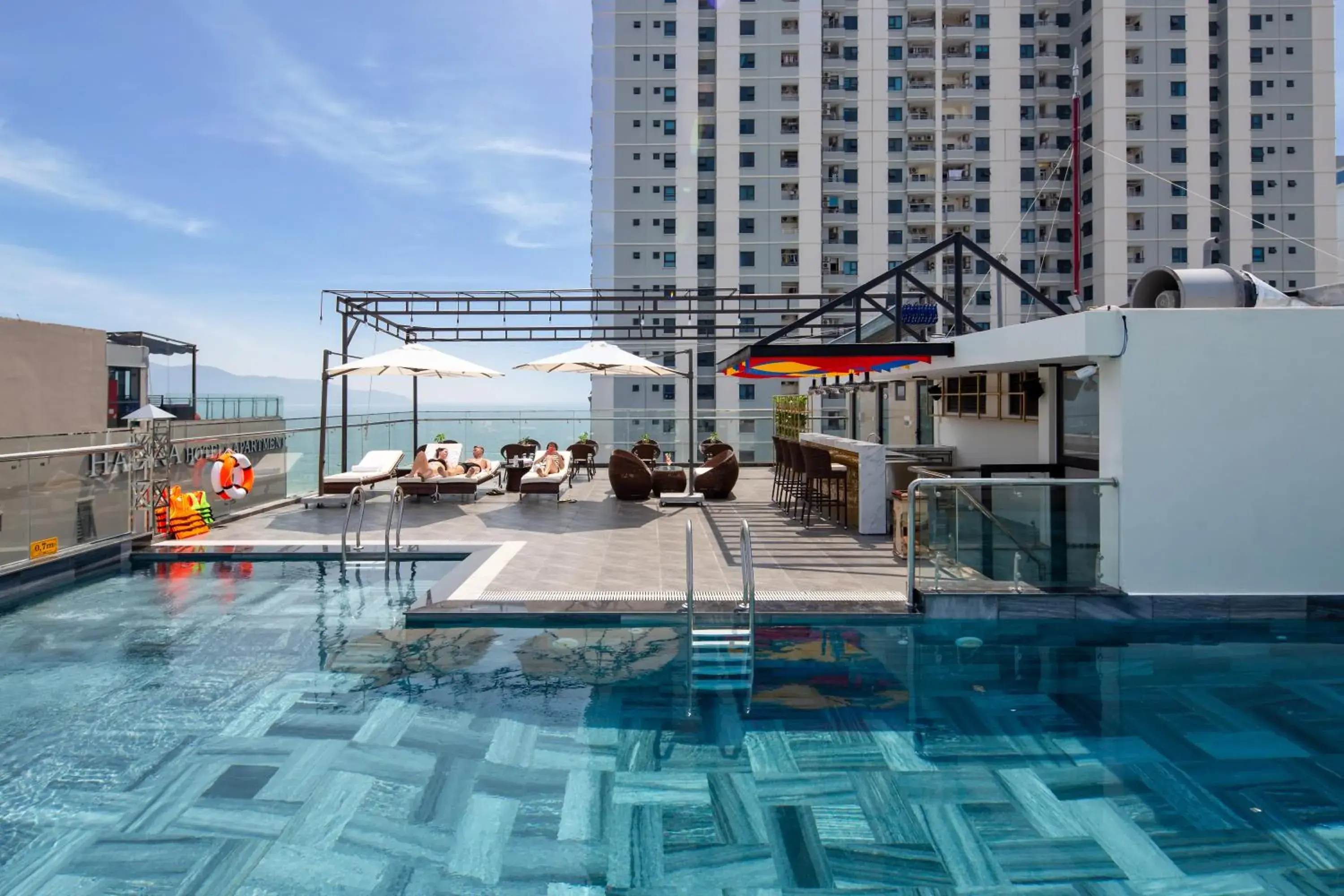 Swimming pool in Golden Line Hotel Danang Swimming pool in Golden Line Hotel Danang