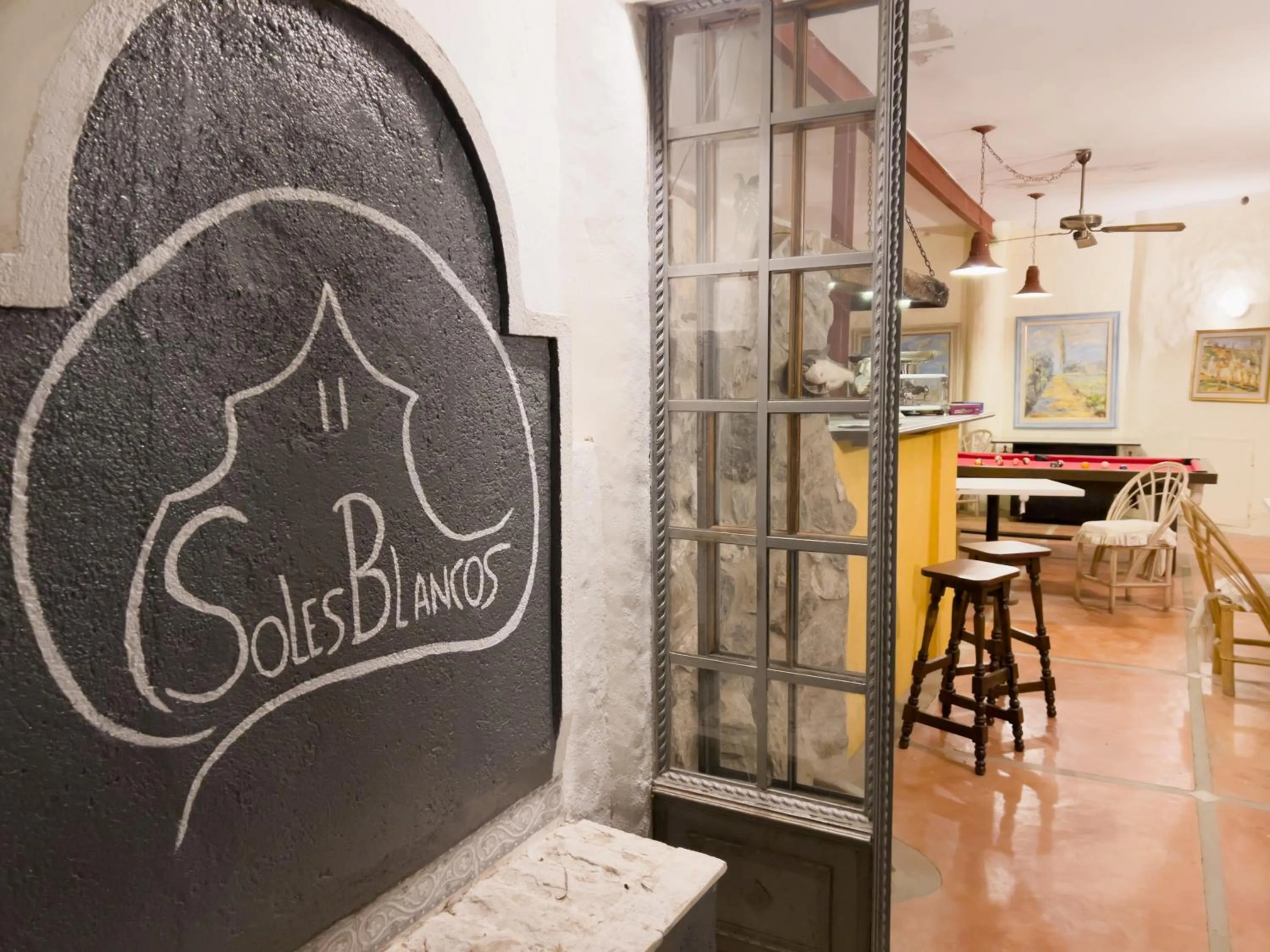 Property logo or sign in Soles Blancos Serranita