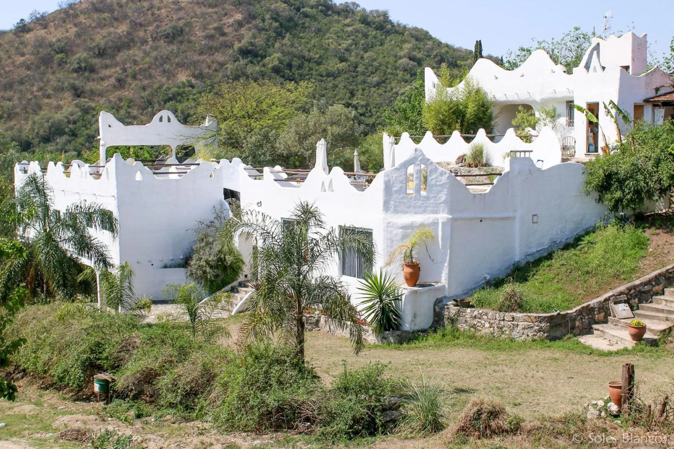 Facade/entrance in Soles Blancos Serranita