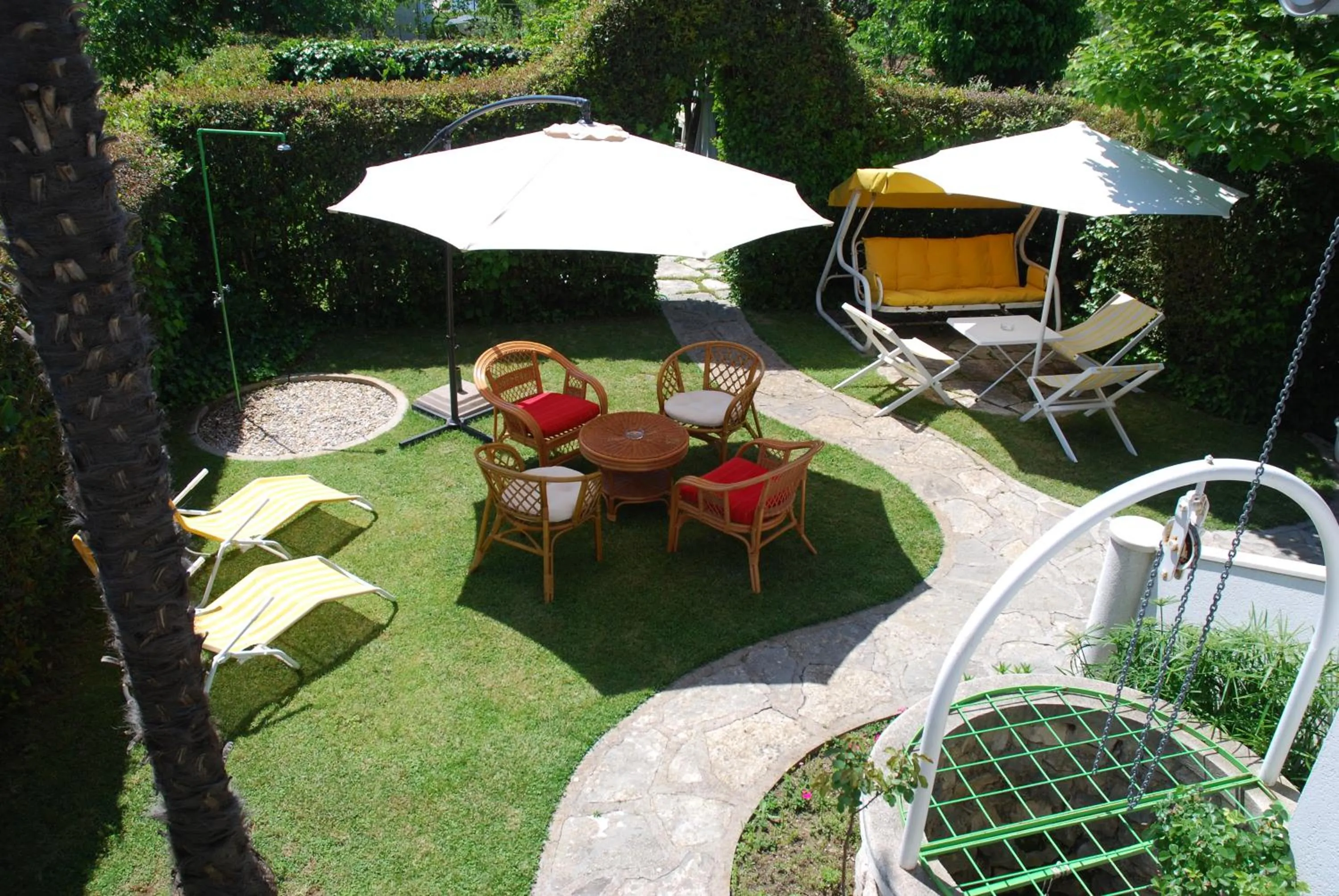 Garden view in Guesthouse Ema