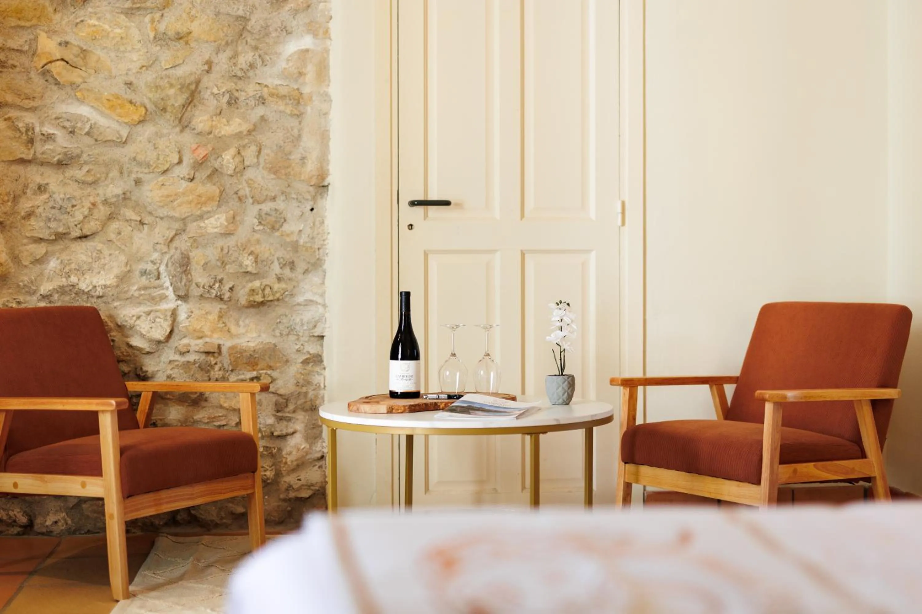 Château Catherine de Montgolfier - B&B et Gites - Piscine - Domaine viticole bio avec dégustation