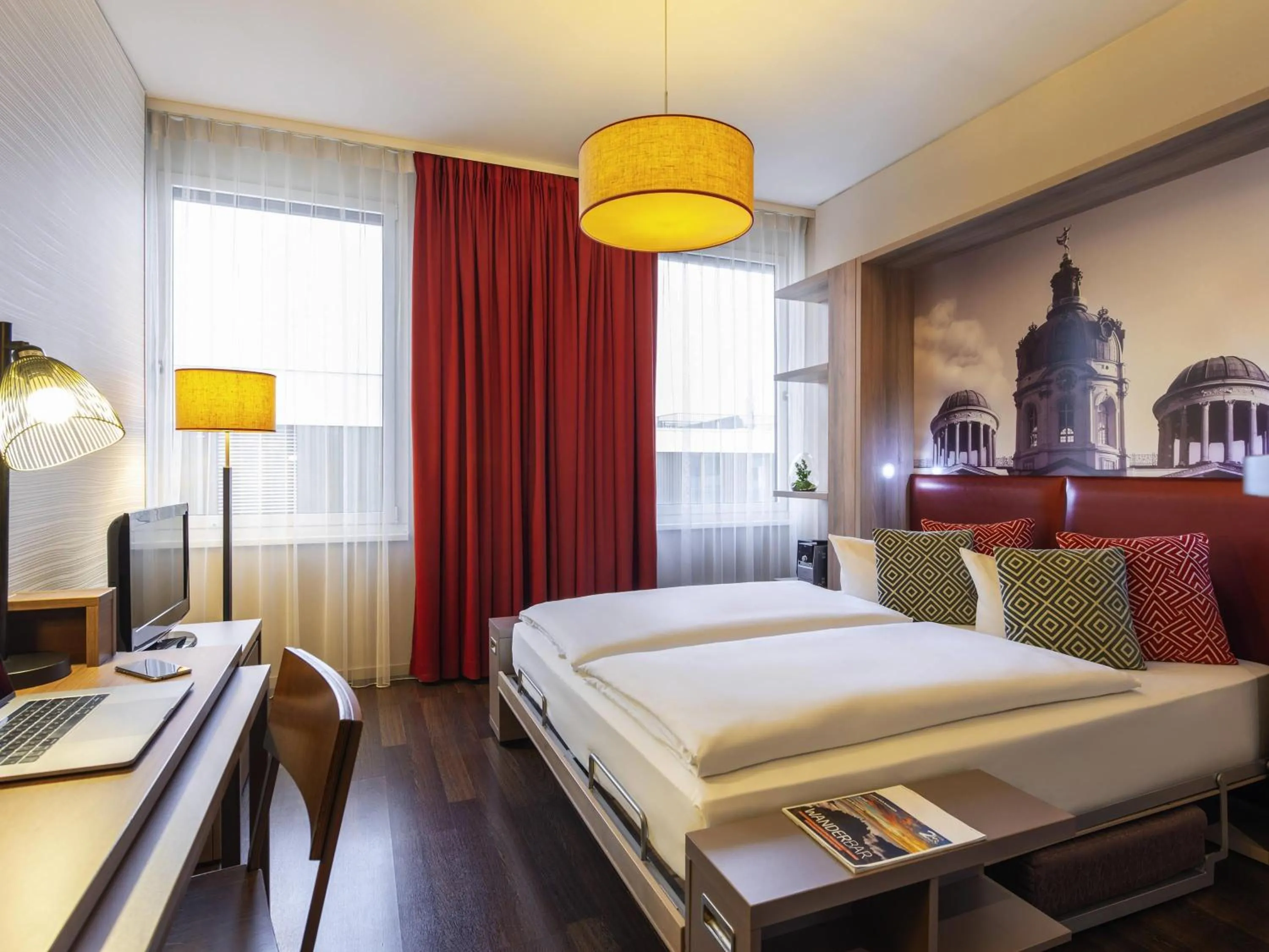 Bedroom, Bed in Aparthotel Adagio Berlin Kurfürstendamm