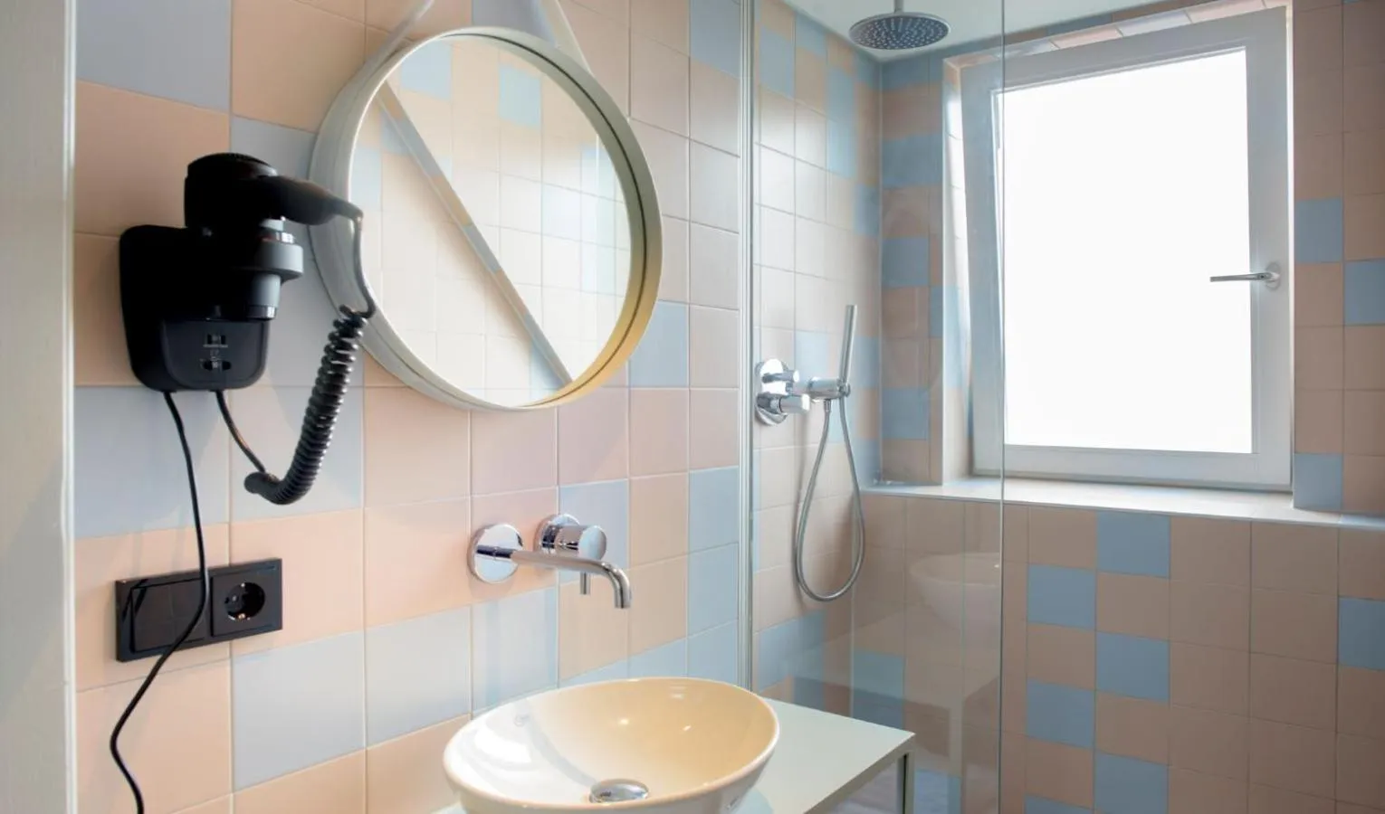 Bathroom in The Green Elephant Hostel & Spa