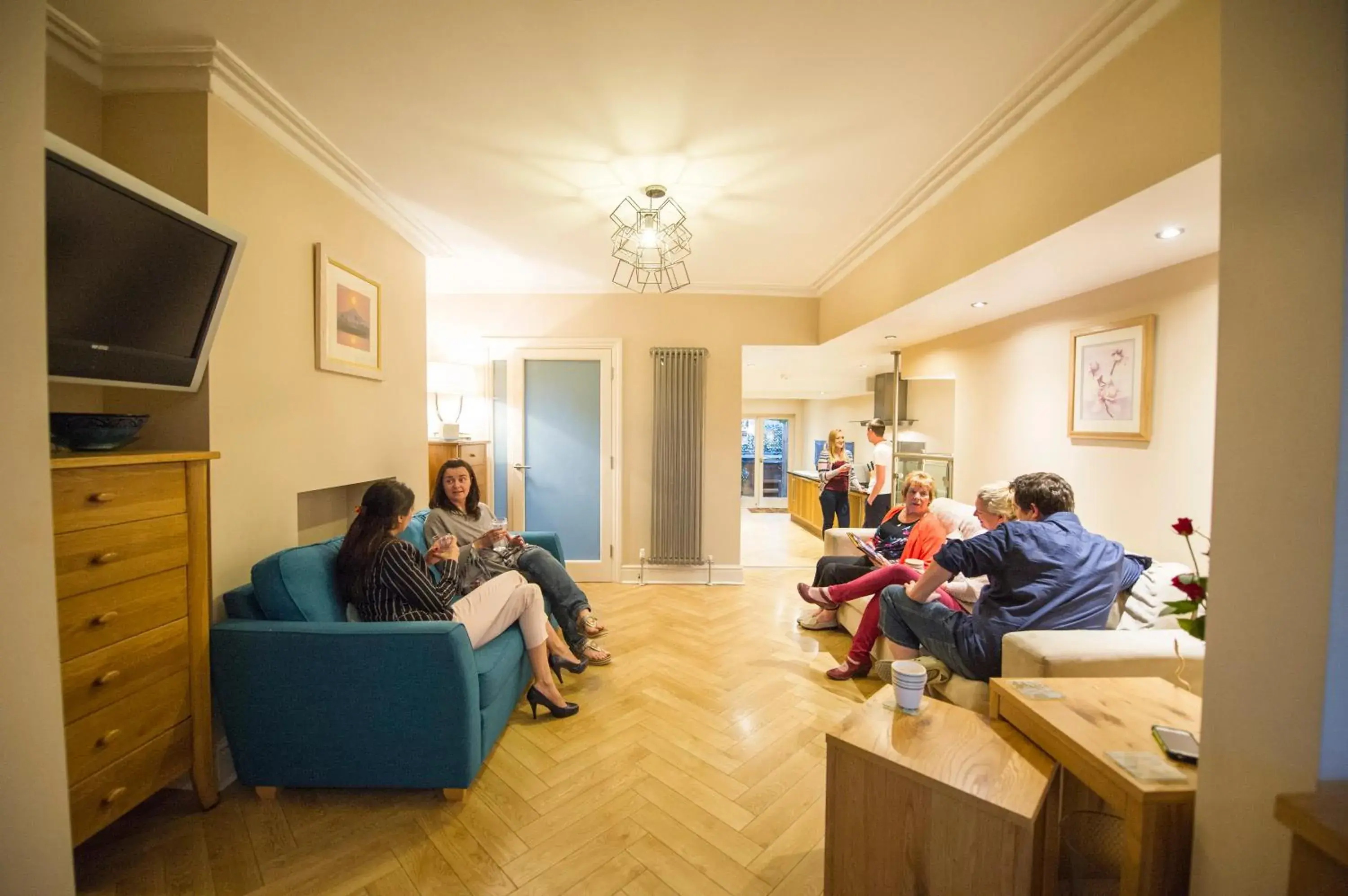 group of guests, Lounge/Bar in Chester Apartments