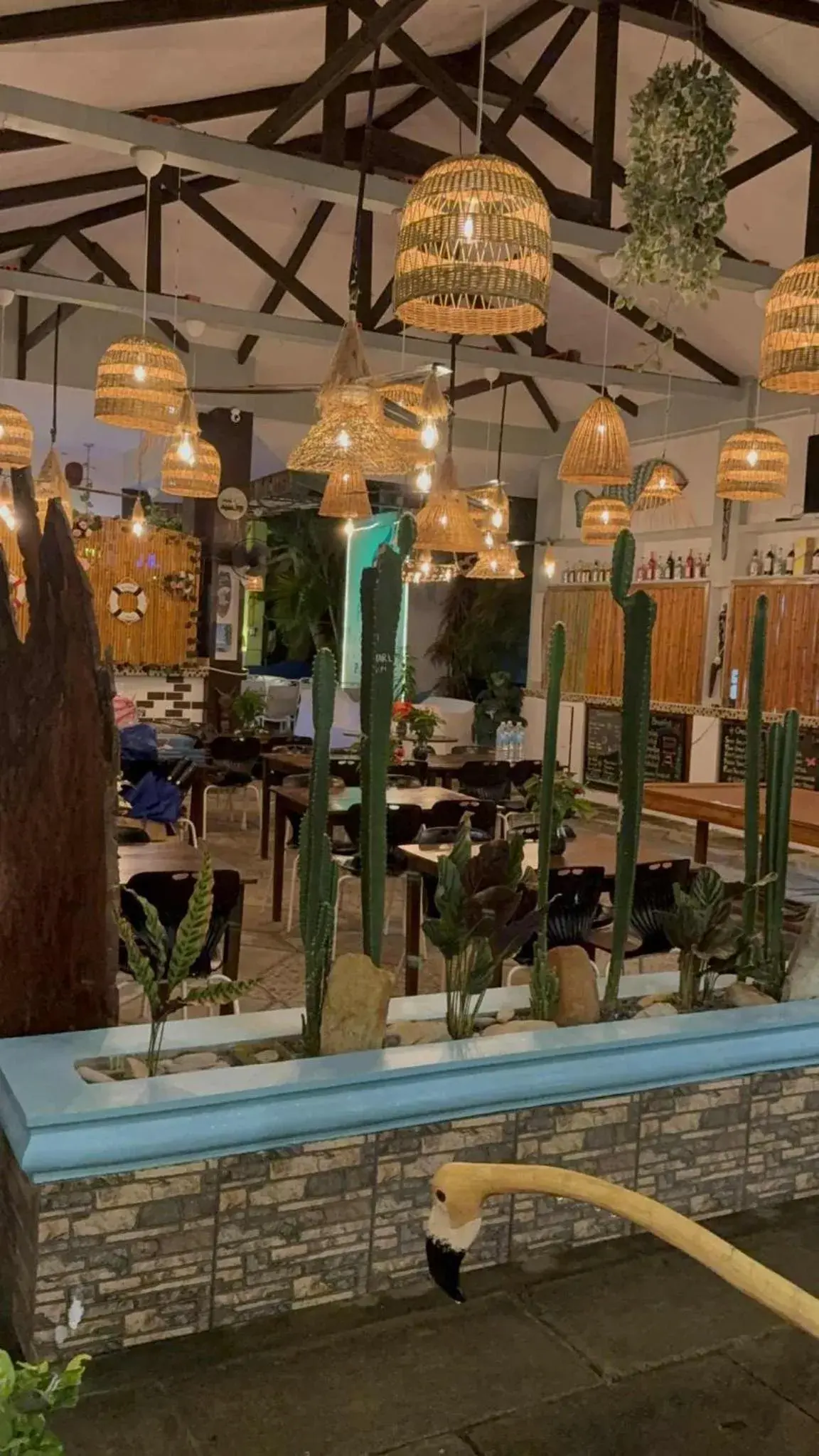 Restaurant/places to eat in Ferellee Beach Front Inn Restaurant/places to eat in Ferellee Beach Front Inn