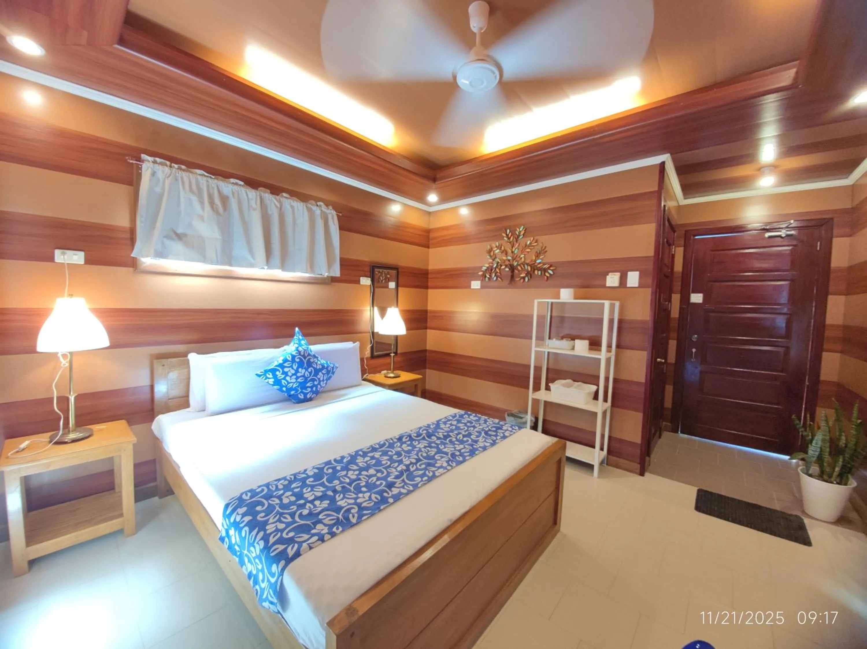 Bedroom, Bed in Ferellee Beach Front Inn