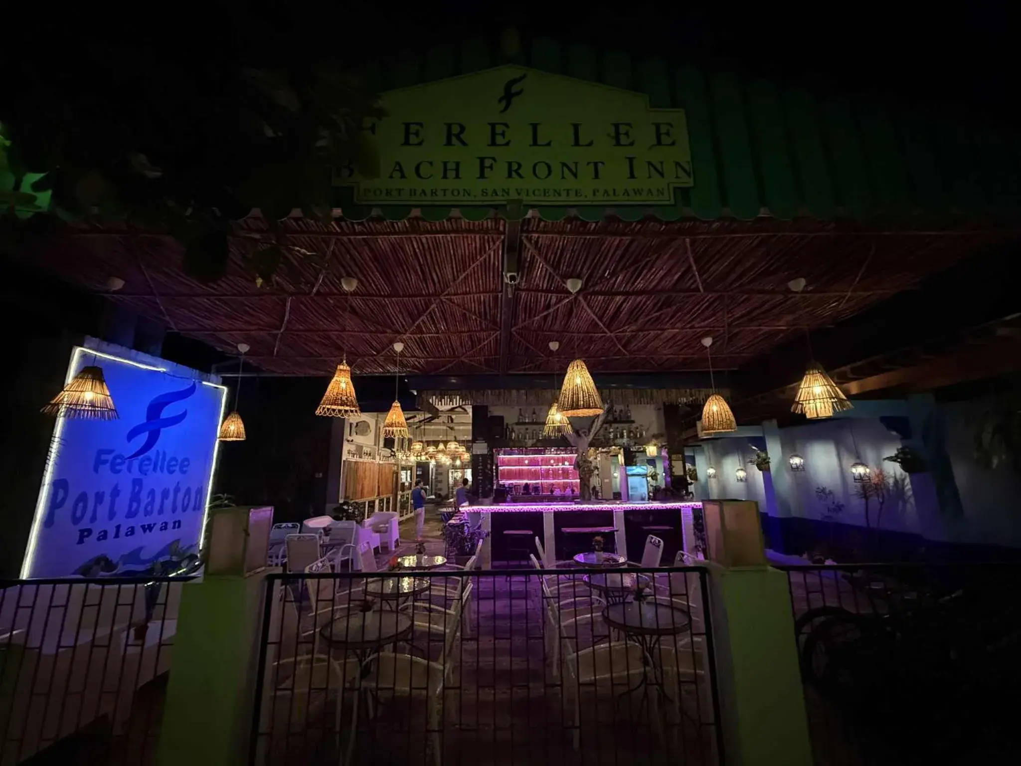 Facade/entrance in Ferellee Beach Front Inn Facade/entrance in Ferellee Beach Front Inn