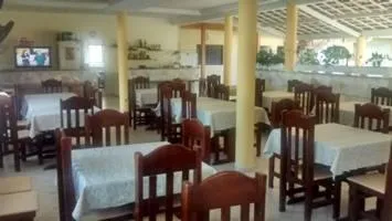 Restaurant/places to eat in Hotel Portal de Barequeçaba