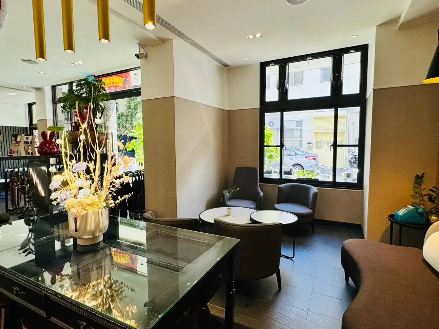 Property building in Feng-Chi Inn Property building in Feng-Chi Inn