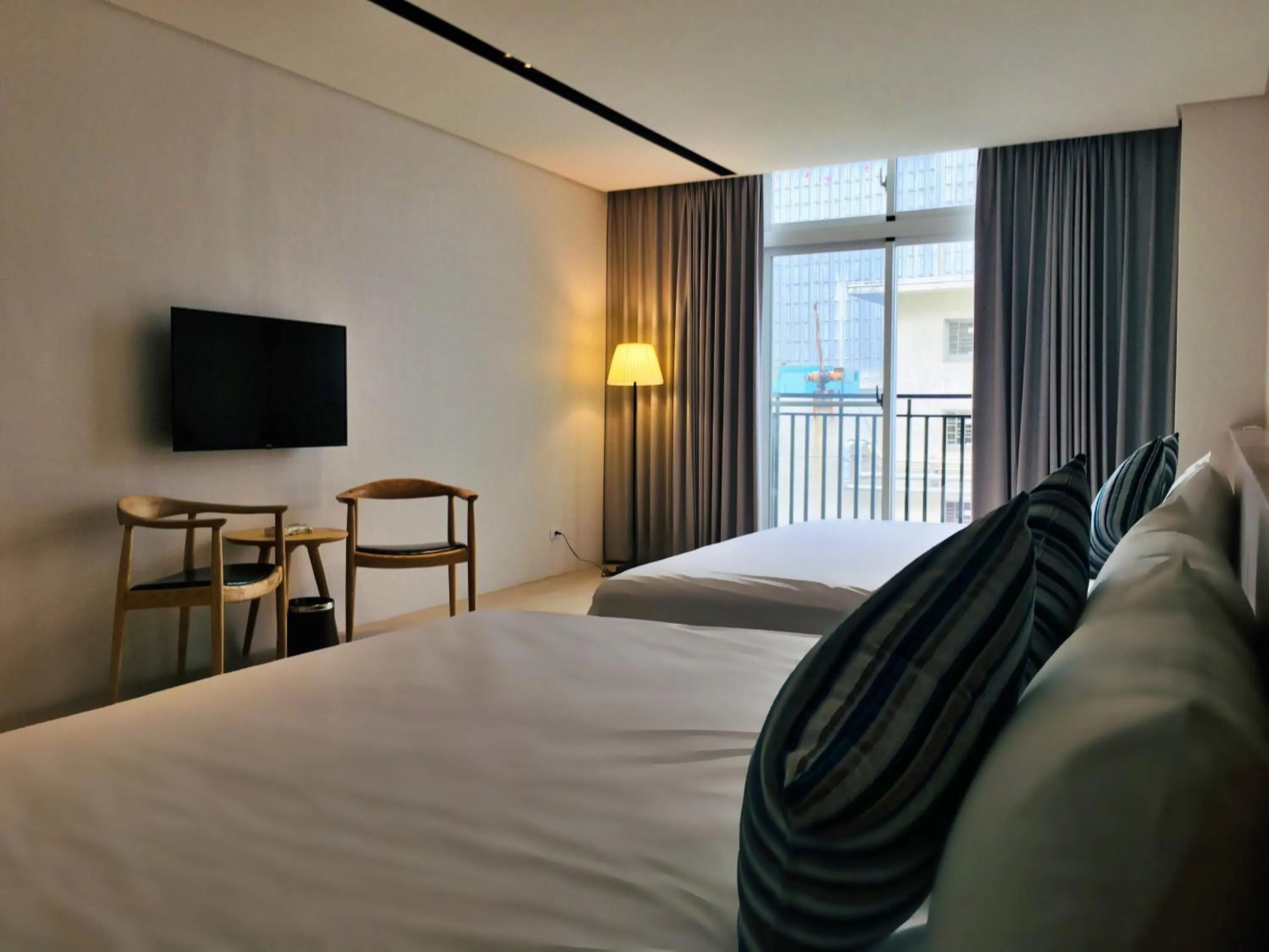 Other, Bed in Feng-Chi Inn