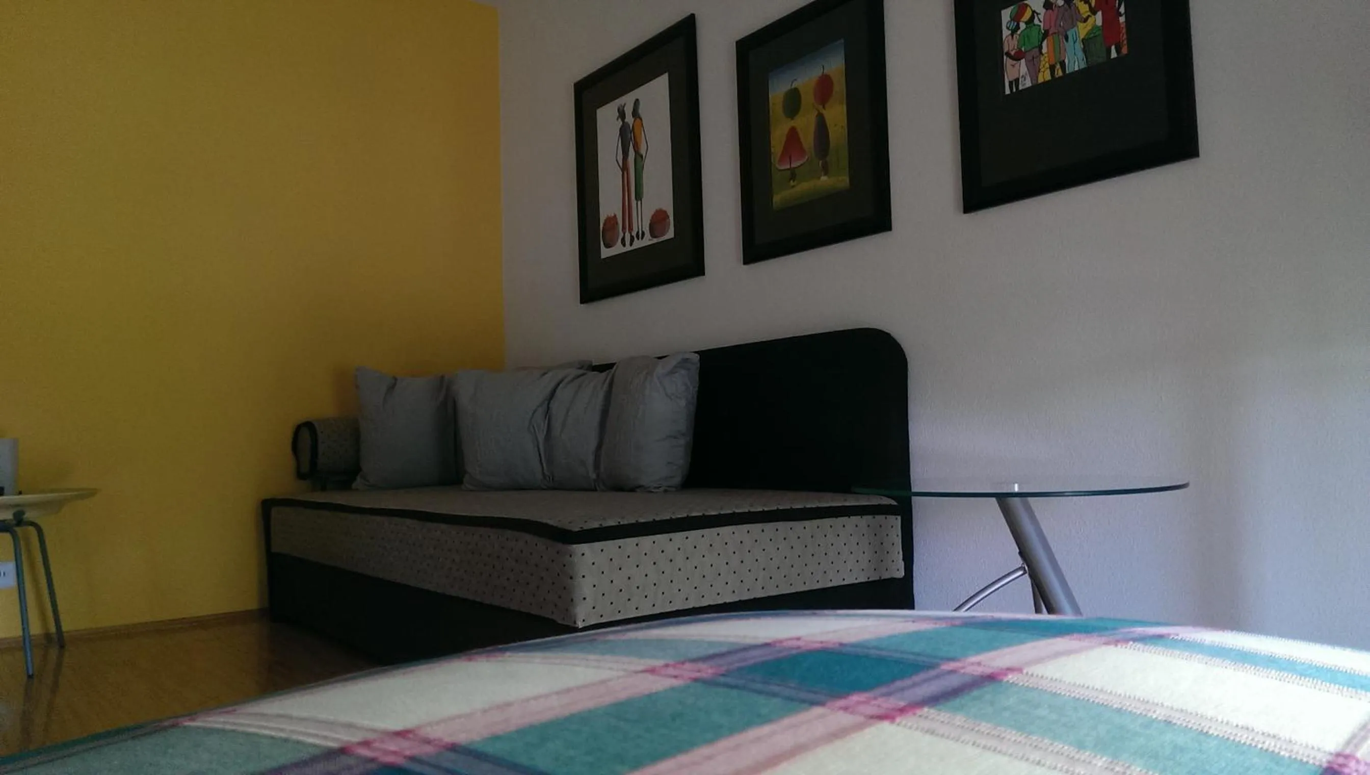 Seating area, Bed in Hotel Zapa