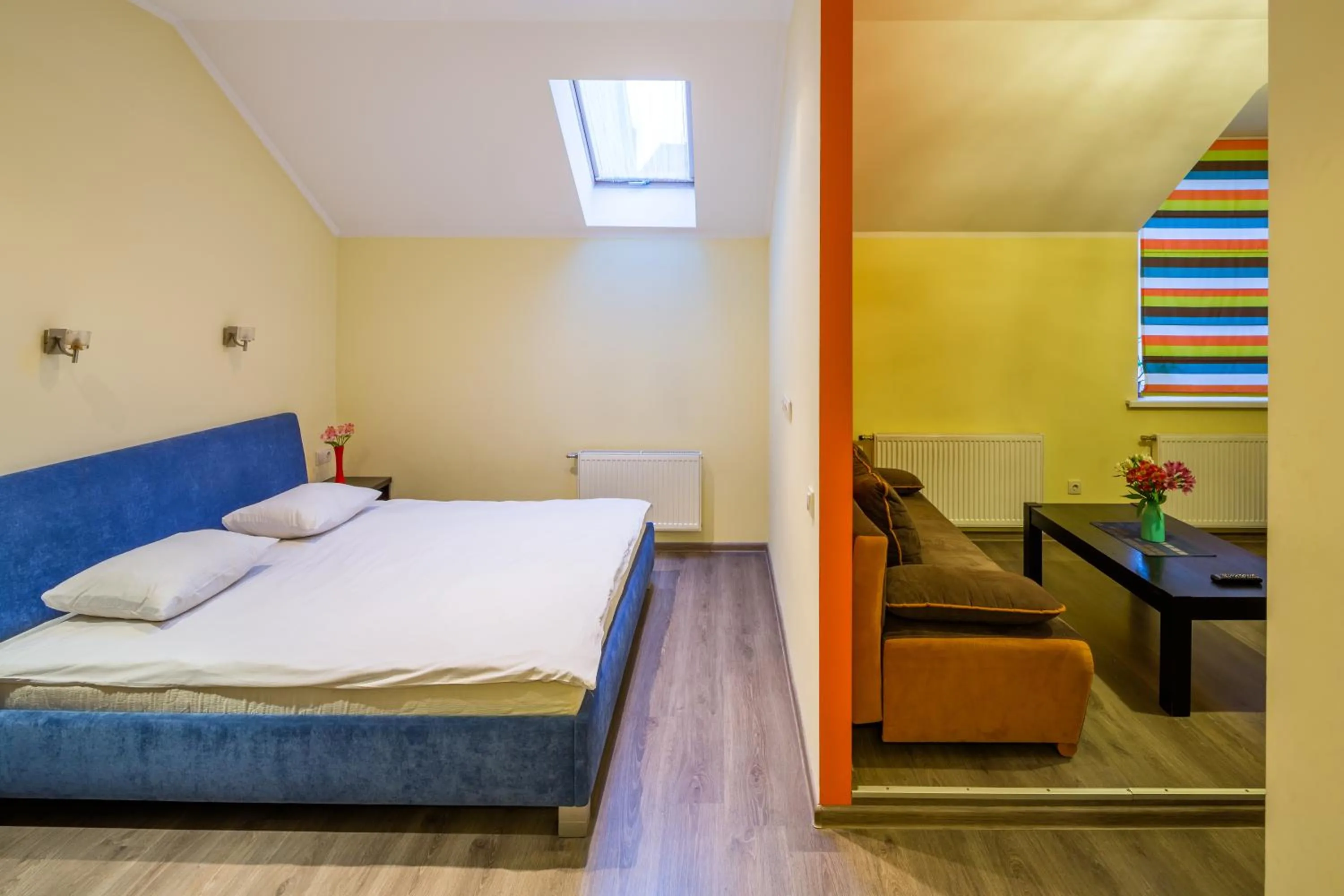 Photo of the whole room, Bed in Apartment Fedkovycha