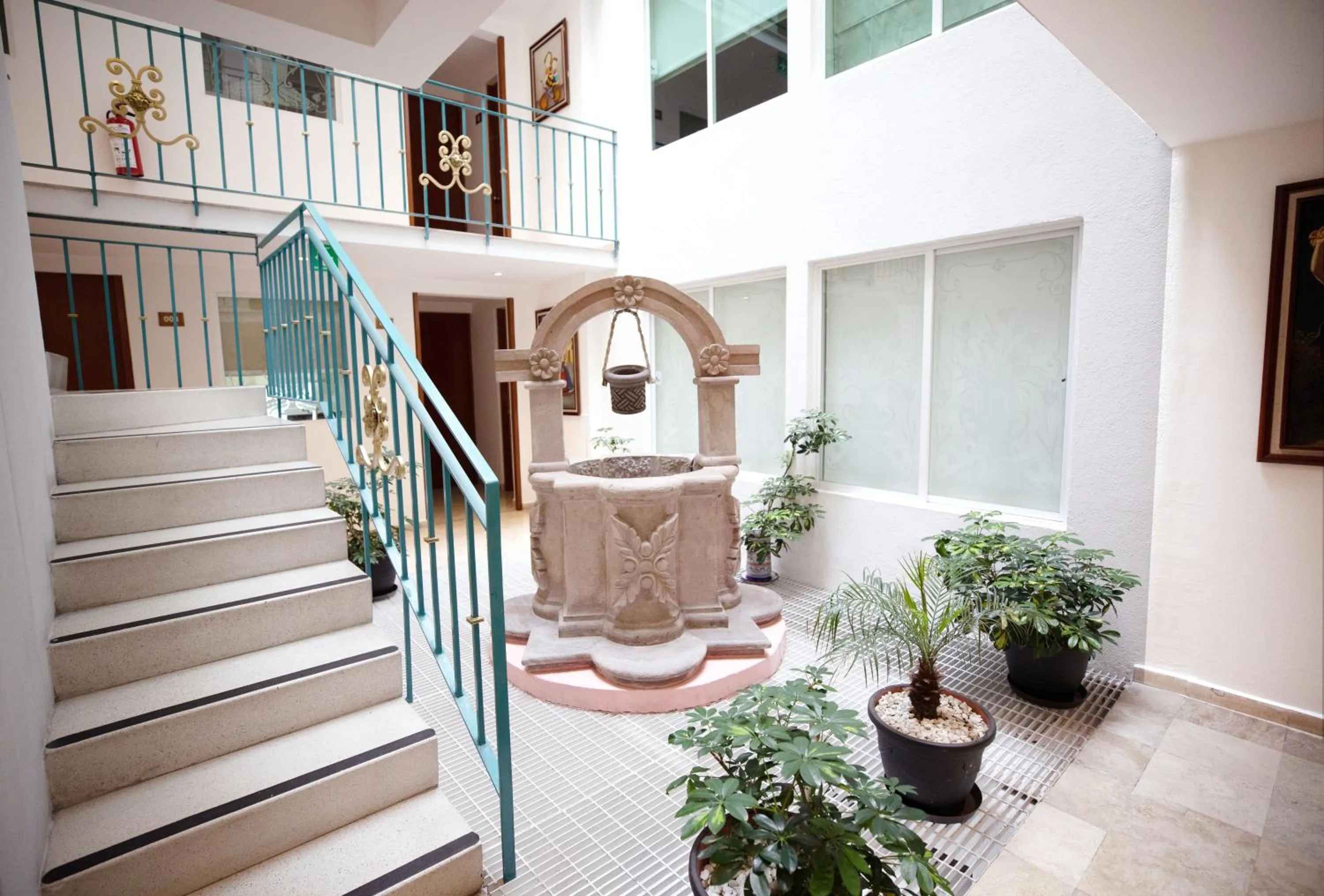 Other in Residence L´Heritage Aristóteles 140 by BlueBay