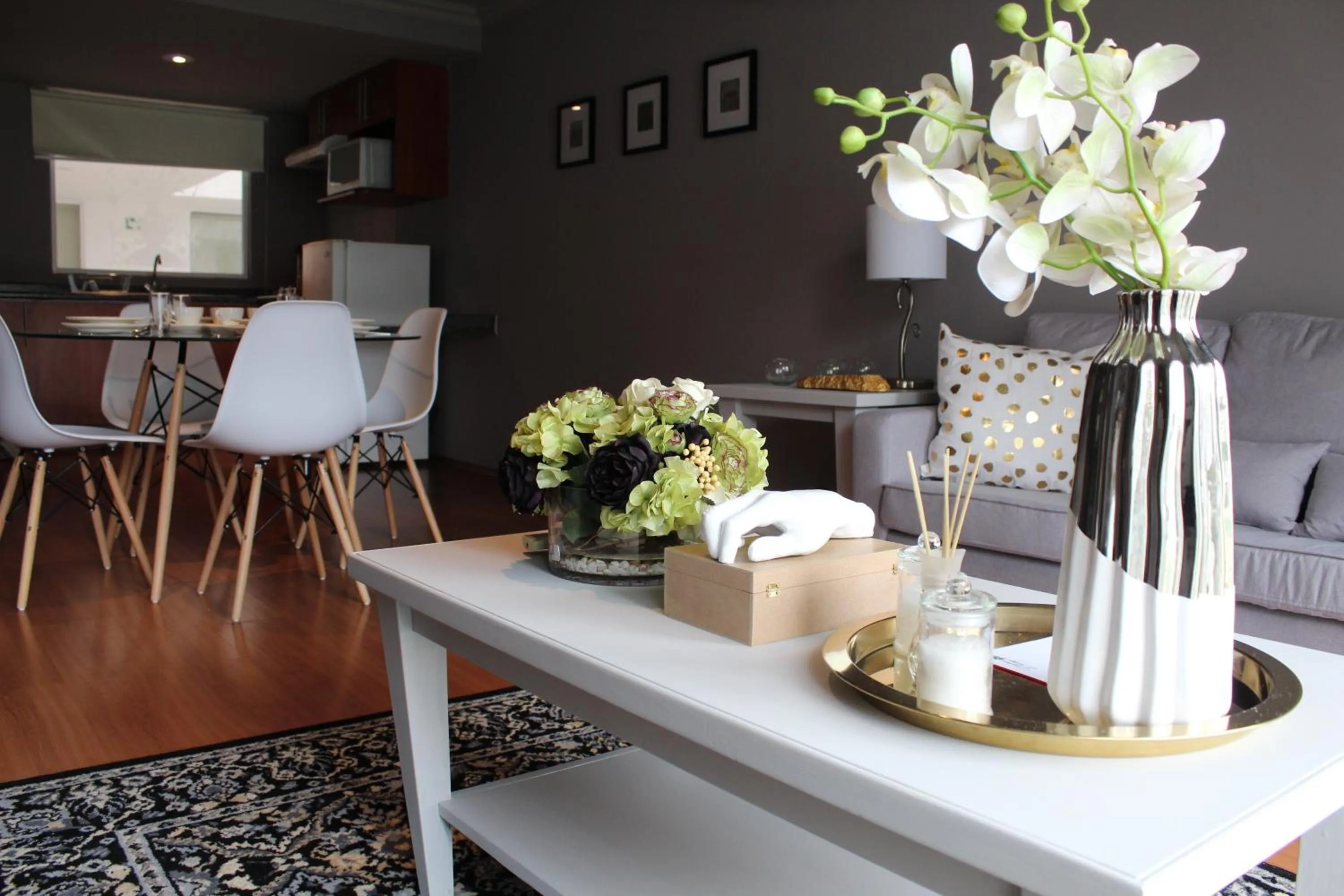 Living room in Residence L´ Heritage Hipólito Taine by BlueBay