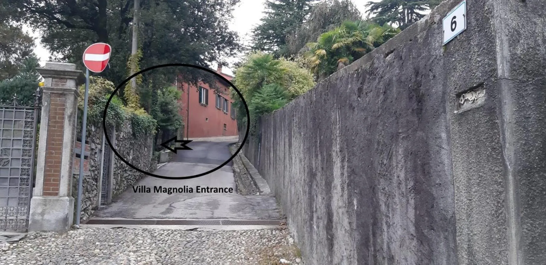 Facade/entrance in Villa Magnolia Lago Maggiore