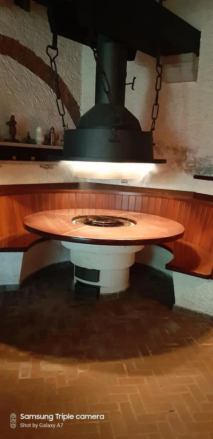 BBQ facilities in Villa Magnolia Lago Maggiore