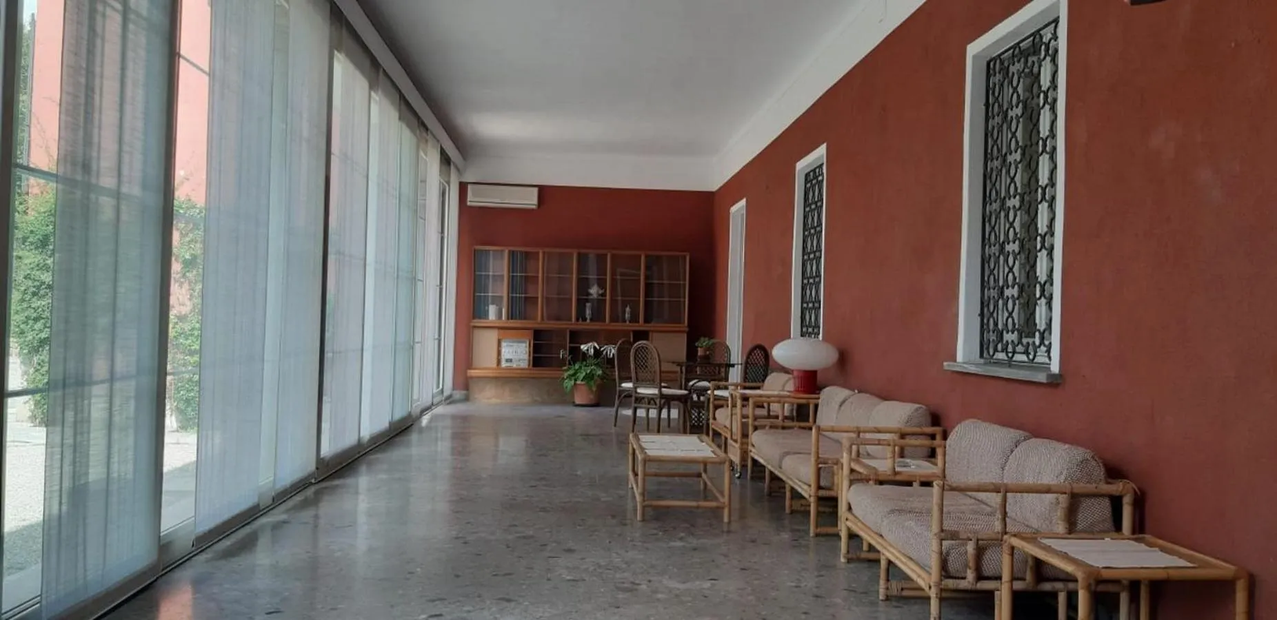 Communal lounge/ TV room in Villa Magnolia Lago Maggiore