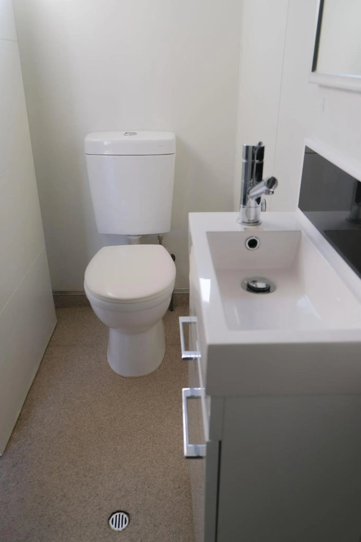 Toilet in Manjimup Gateway Hotel
