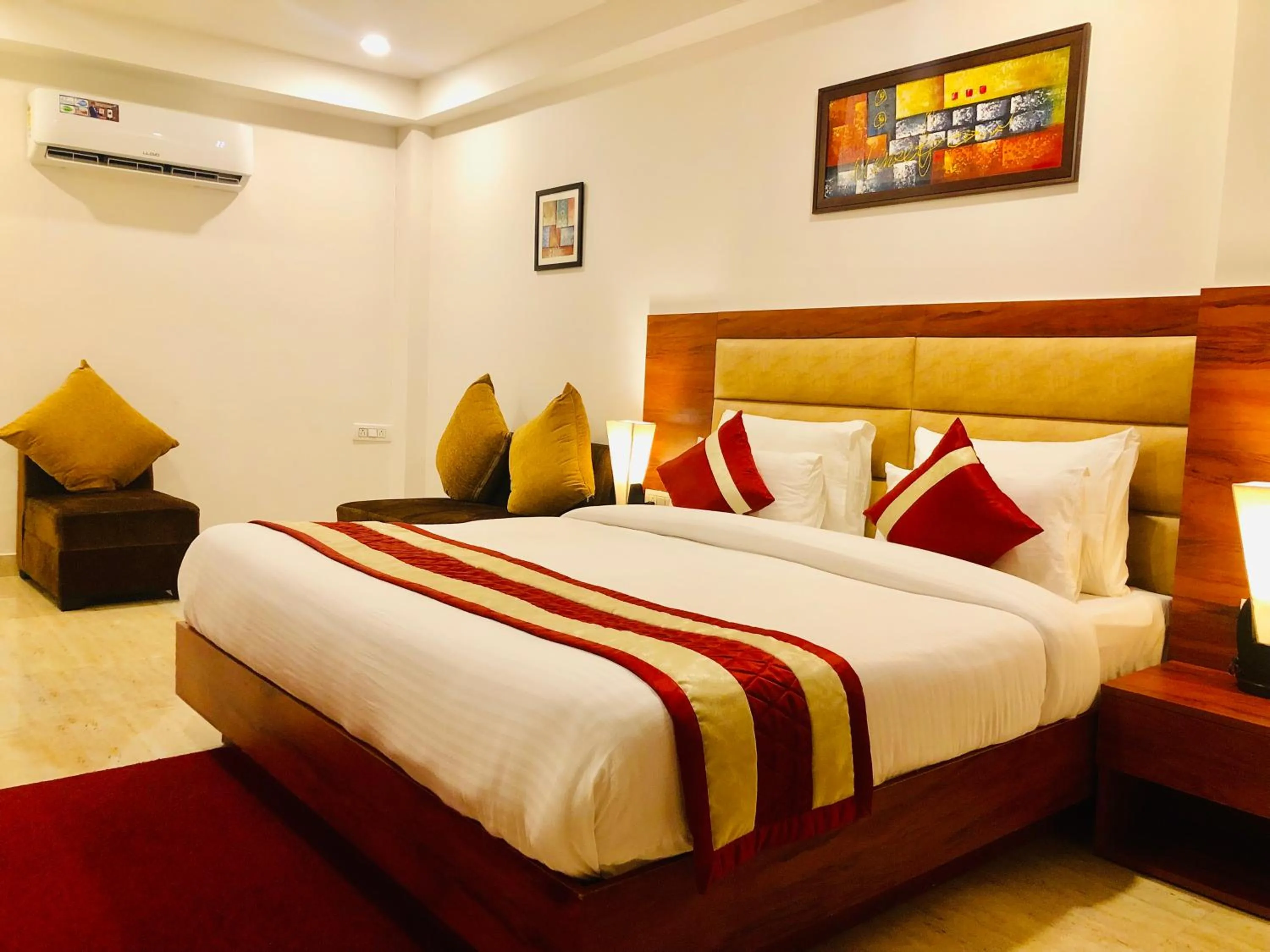 Bed in Red Crown Hotel