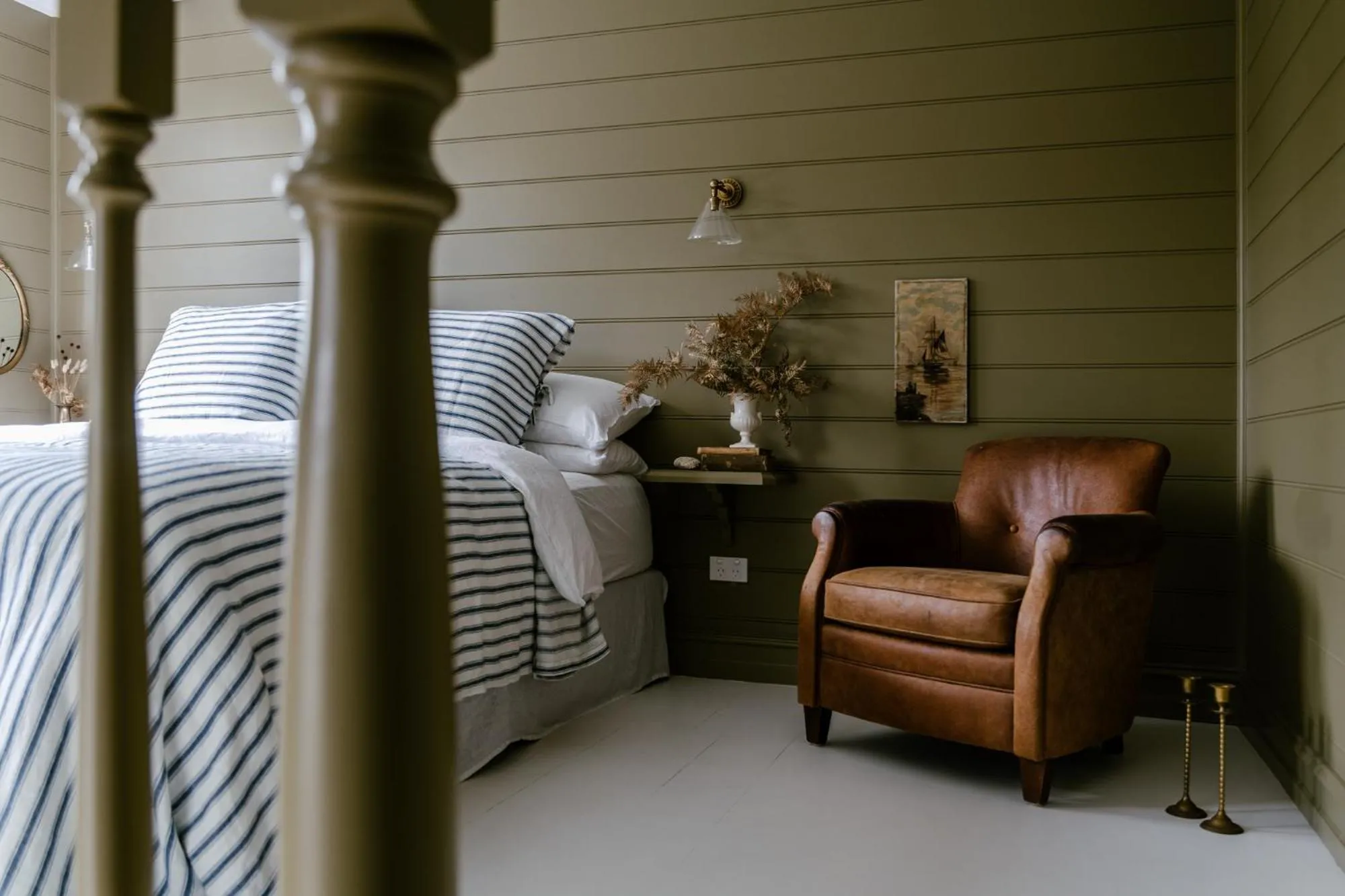 Bedroom, Bed in Maleny Lodge