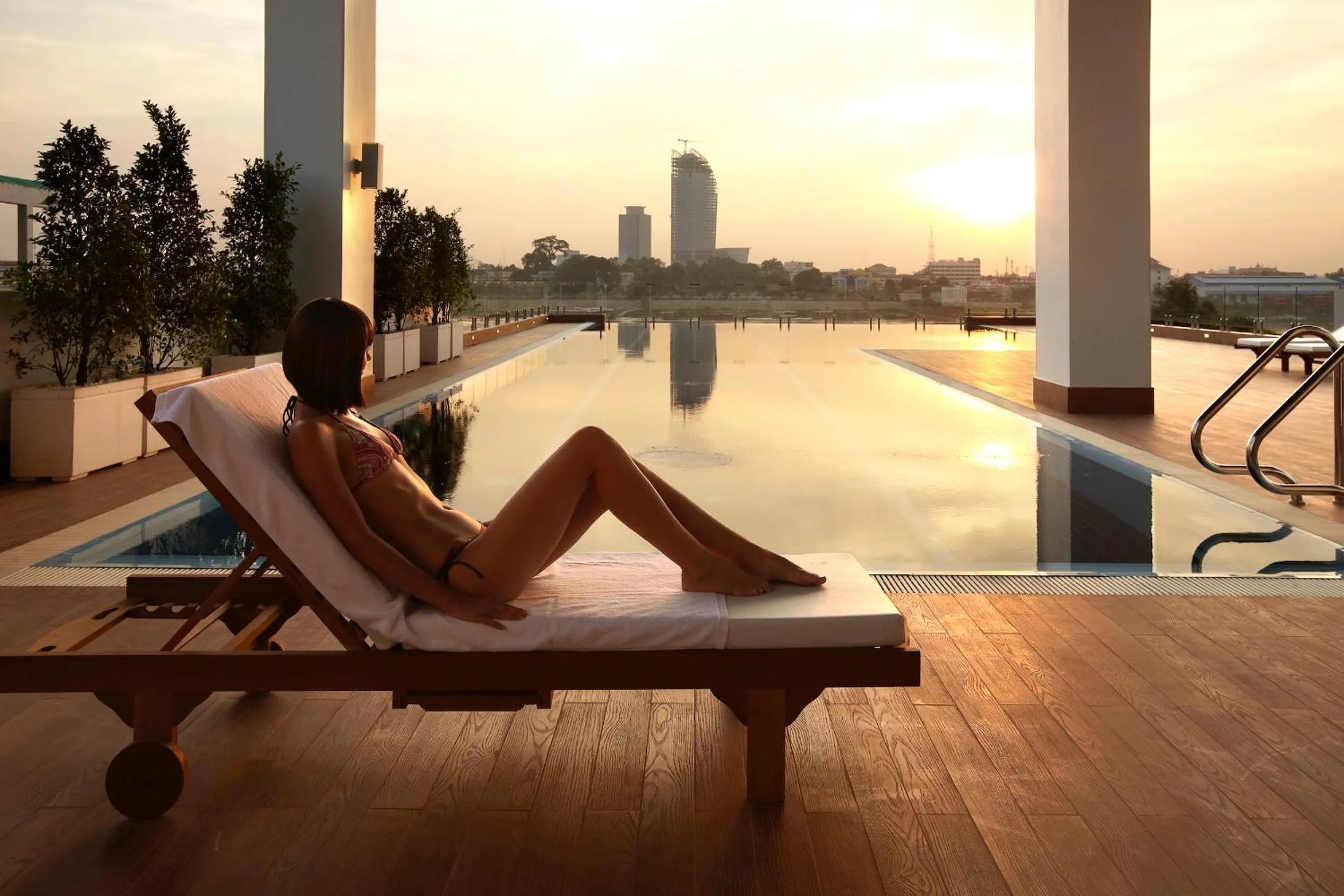 Guests in Bellevue Serviced Apartments