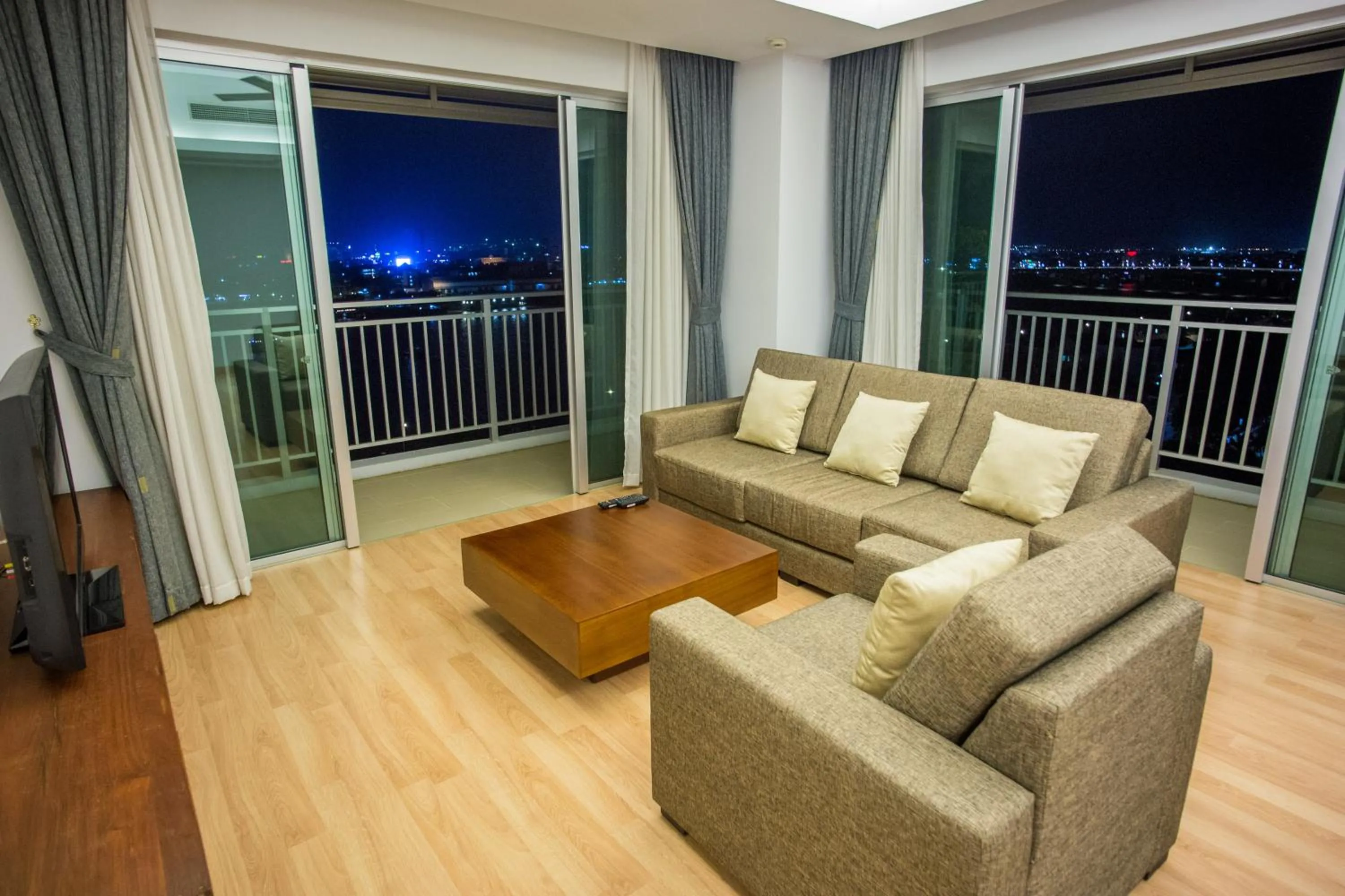 Living room in Bellevue Serviced Apartments