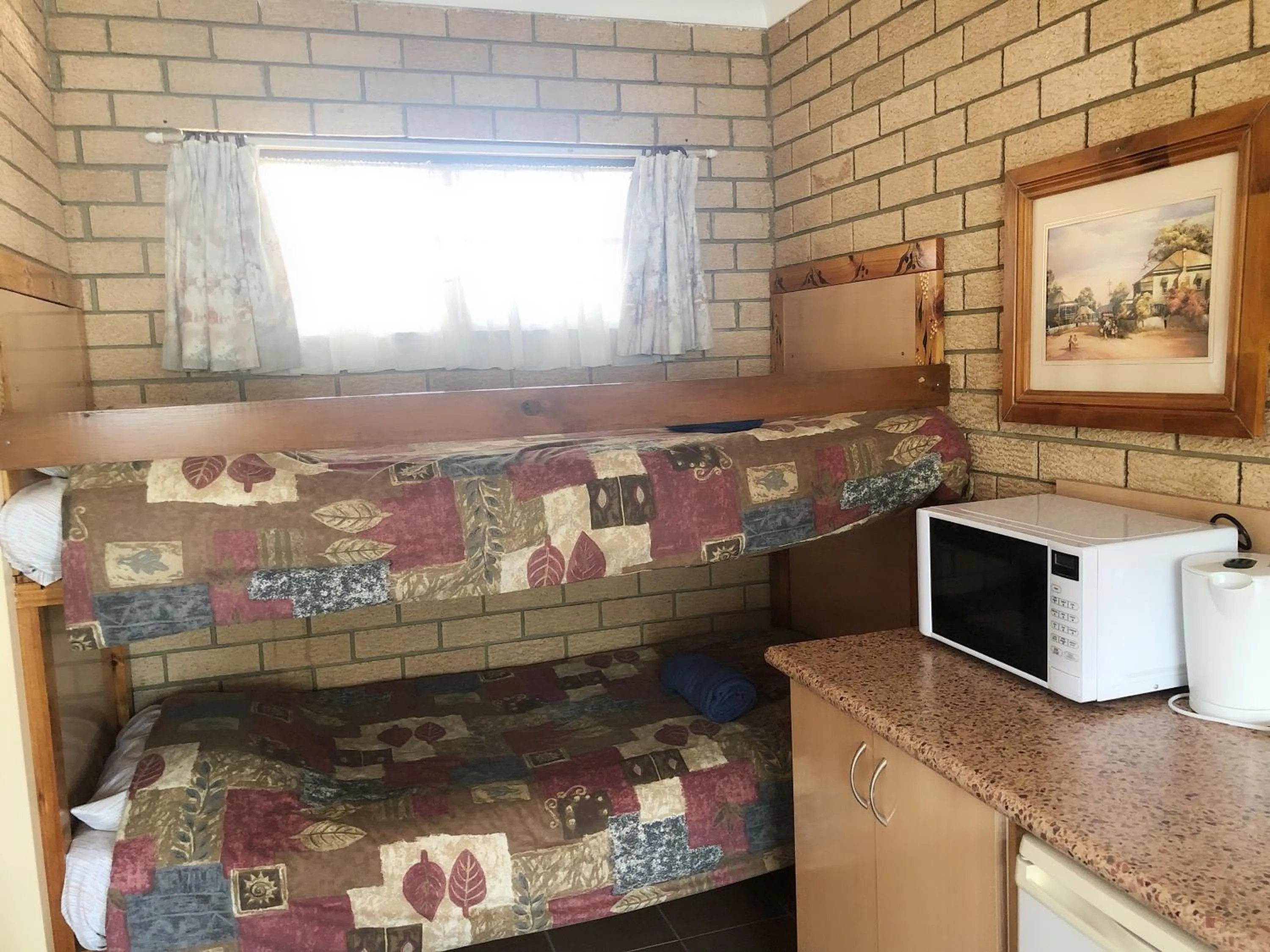 Lake Front Motel