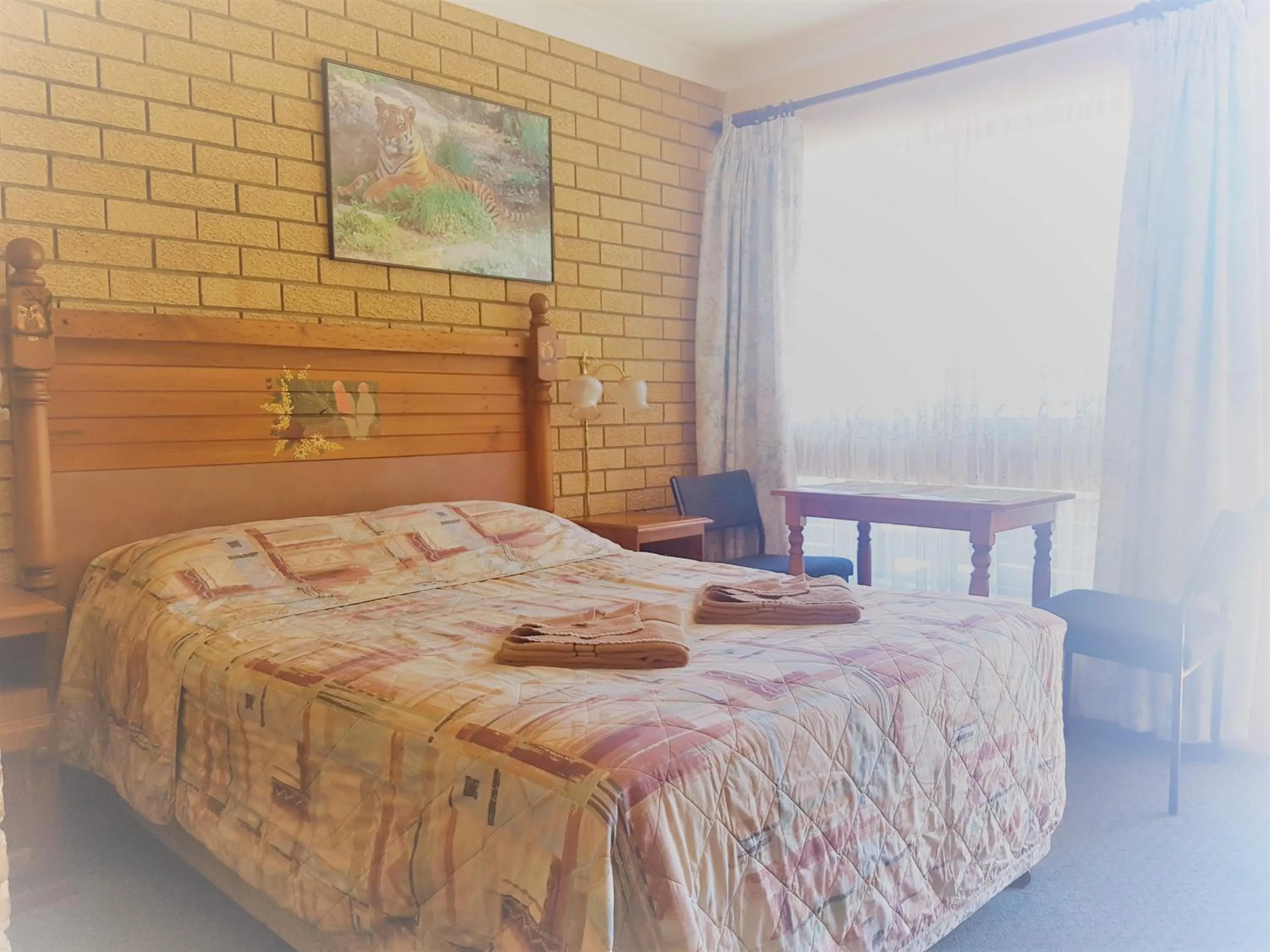 Bed in Lake Front Motel